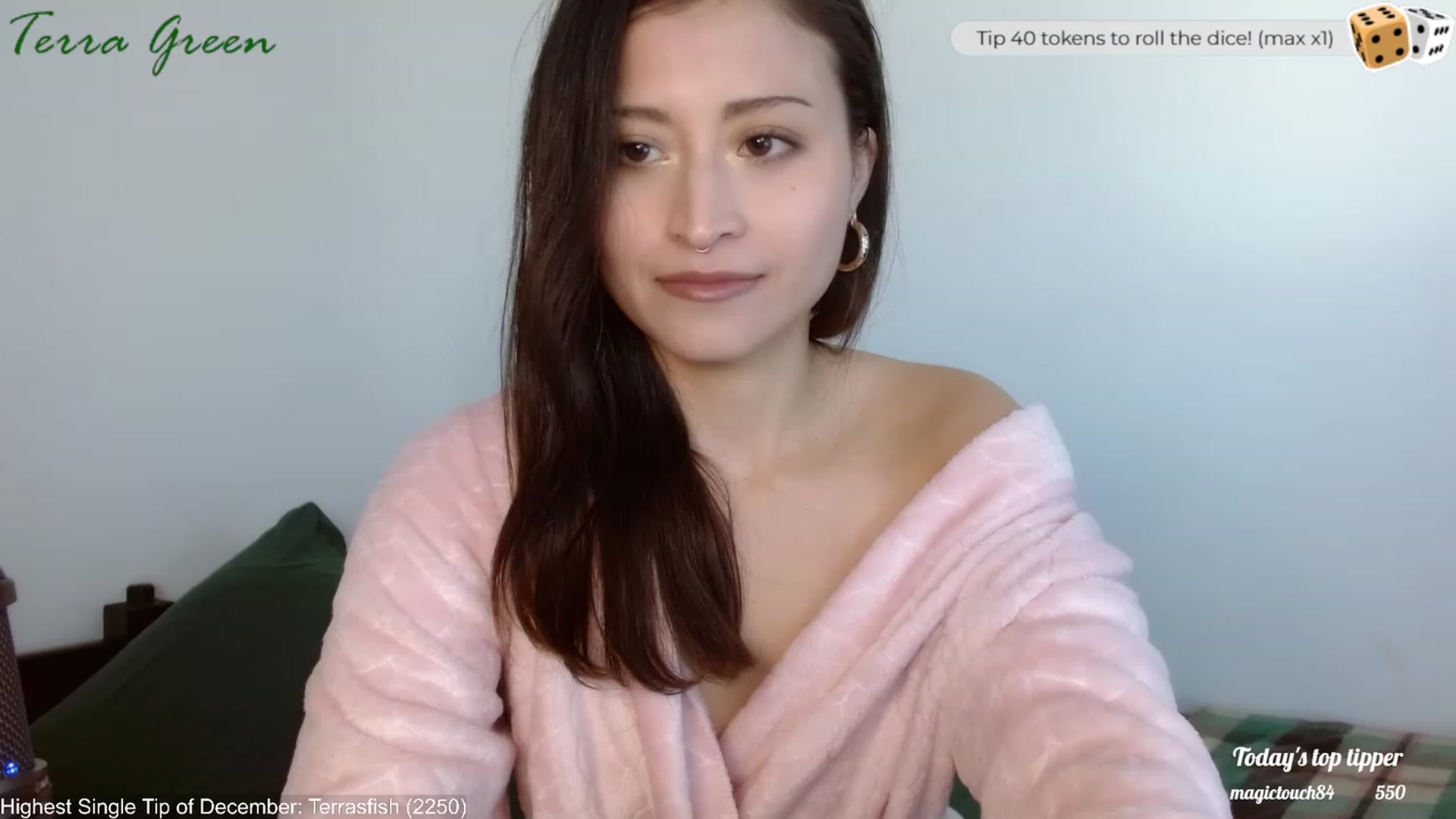 Gallery image thumbnail from TerraGreen's myfreecams stream on, 12/18/2023, 20:04 image 2 of 20