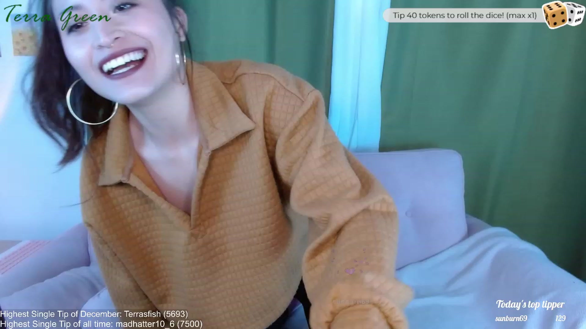 Gallery image thumbnail from TerraGreen's myfreecams stream on, 12/20/2023, 19:58 image 3 of 20