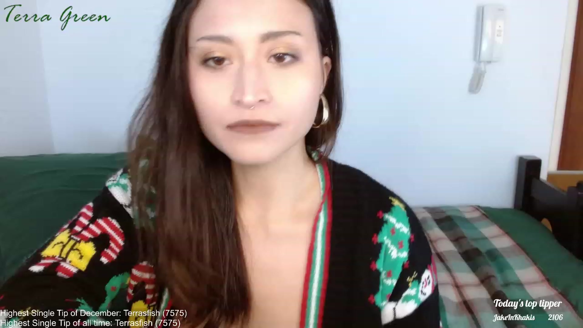 Gallery image thumbnail from TerraGreen's myfreecams stream on, 12/24/2023, 19:47 image 20 of 20