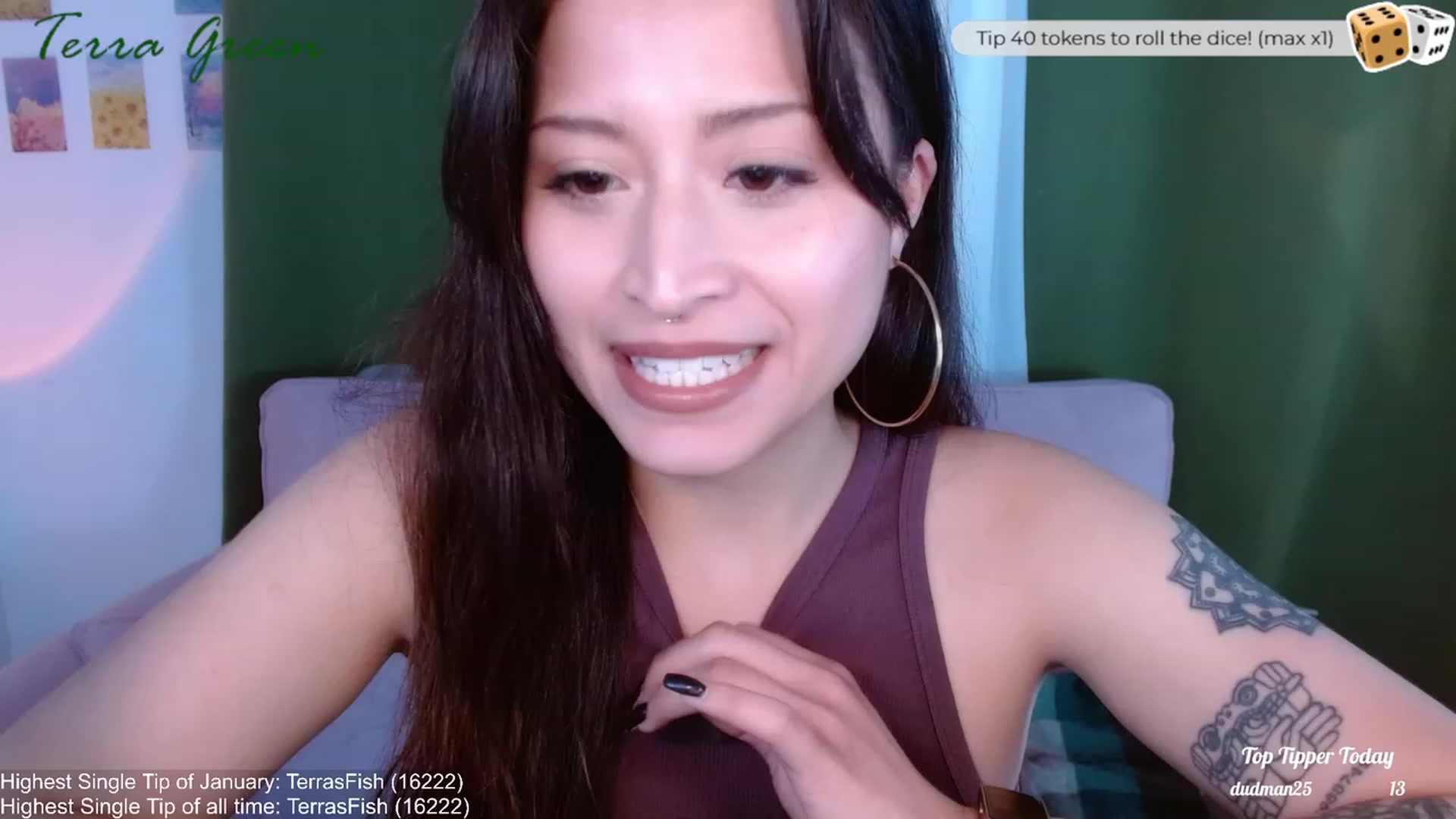 Gallery image thumbnail from TerraGreen's myfreecams stream on, 01/16/2024, 17:52 image 3 of 20