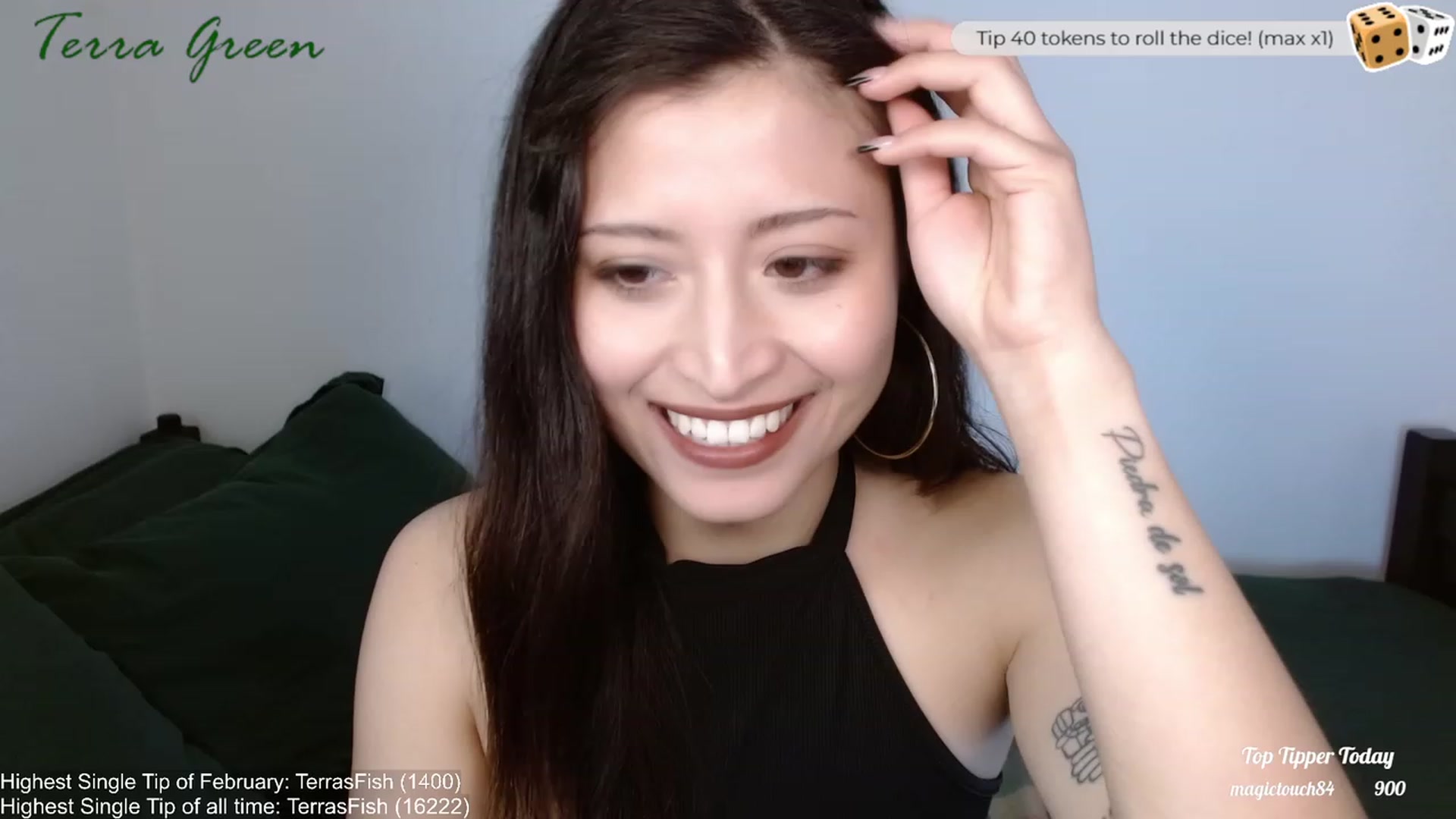 Gallery image thumbnail from TerraGreen's myfreecams stream on, 02/13/2024, 19:12 image 11 of 20