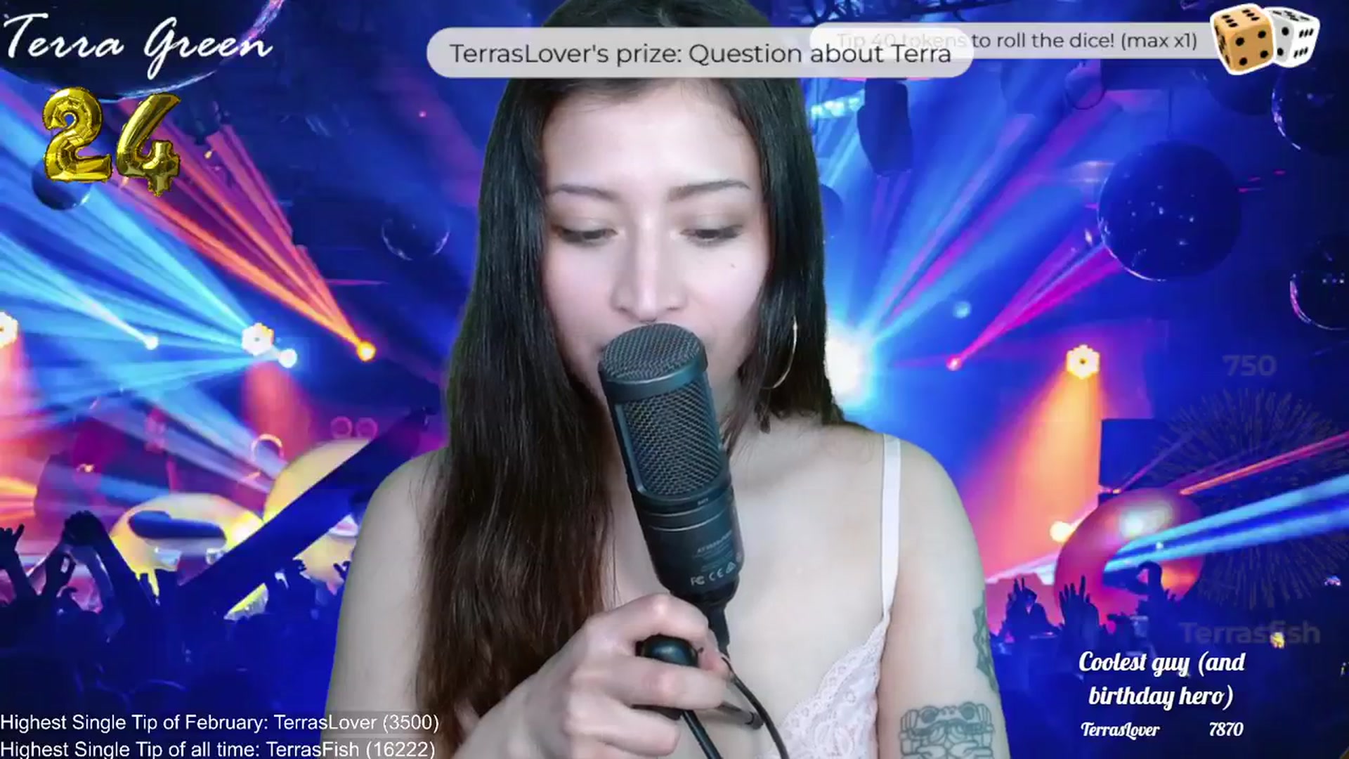 Gallery image thumbnail from TerraGreen's myfreecams stream on, 02/22/2024, 03:13 image 14 of 20