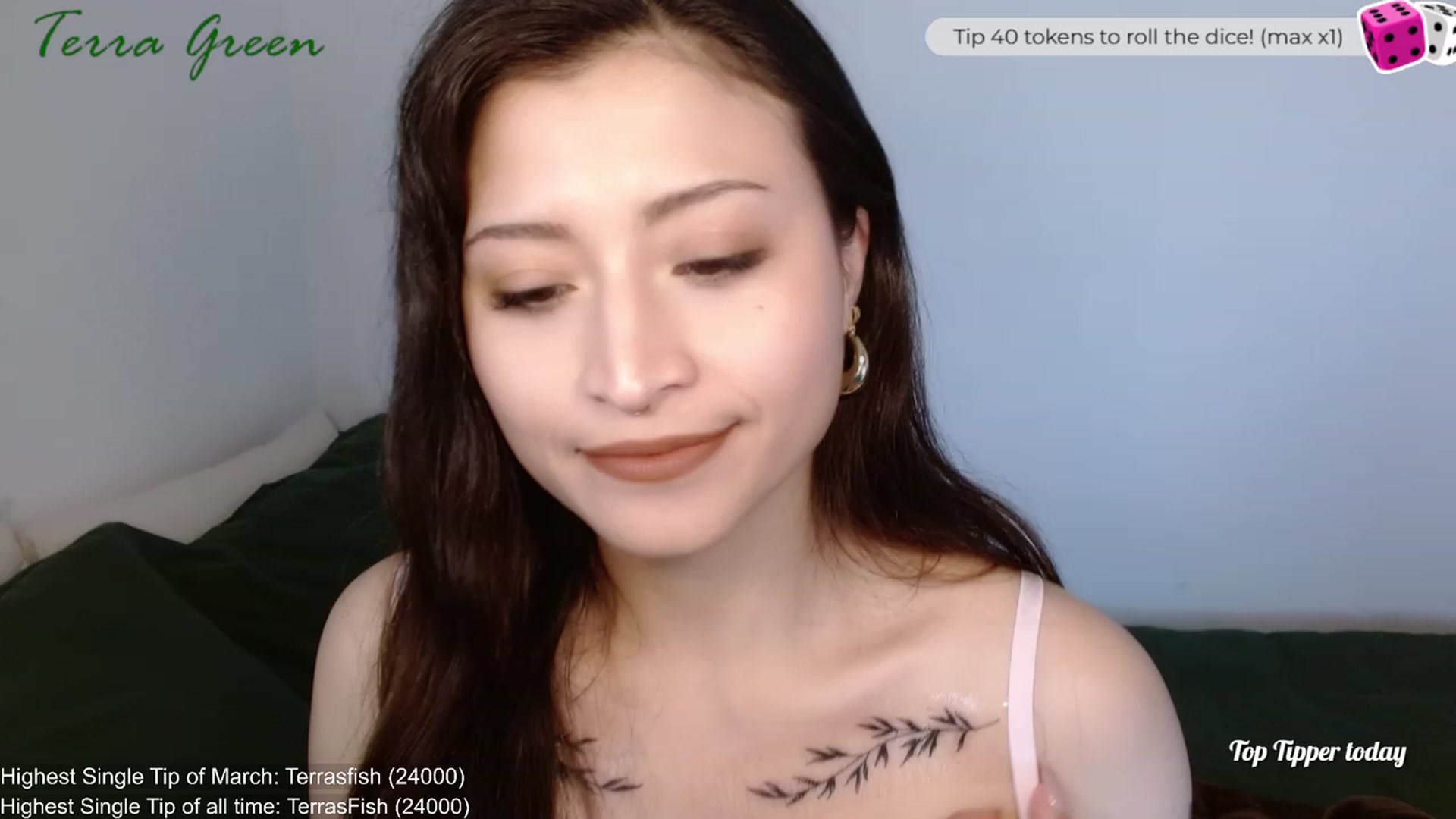 Gallery image thumbnail from TerraGreen's myfreecams stream on, 03/06/2024, 17:59 image 1 of 20