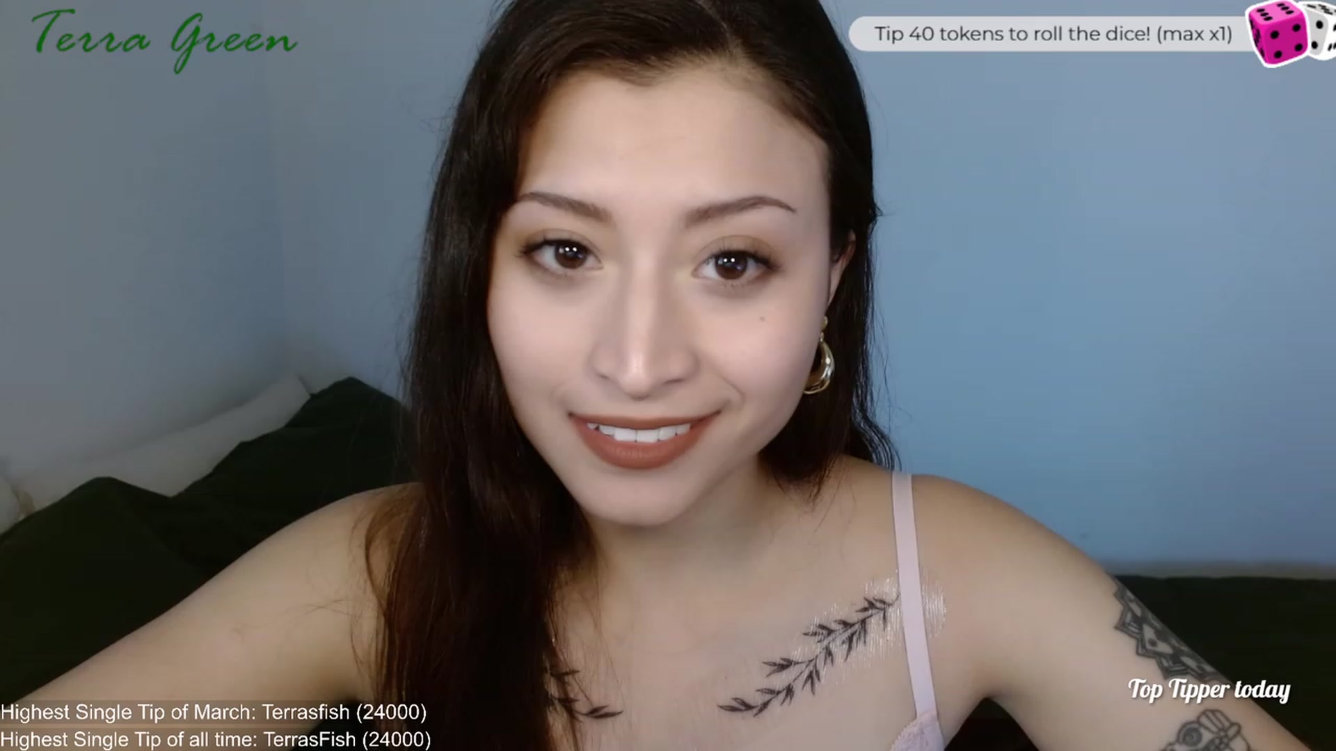 Gallery image thumbnail from TerraGreen's myfreecams stream on, 03/06/2024, 17:59 image 5 of 20