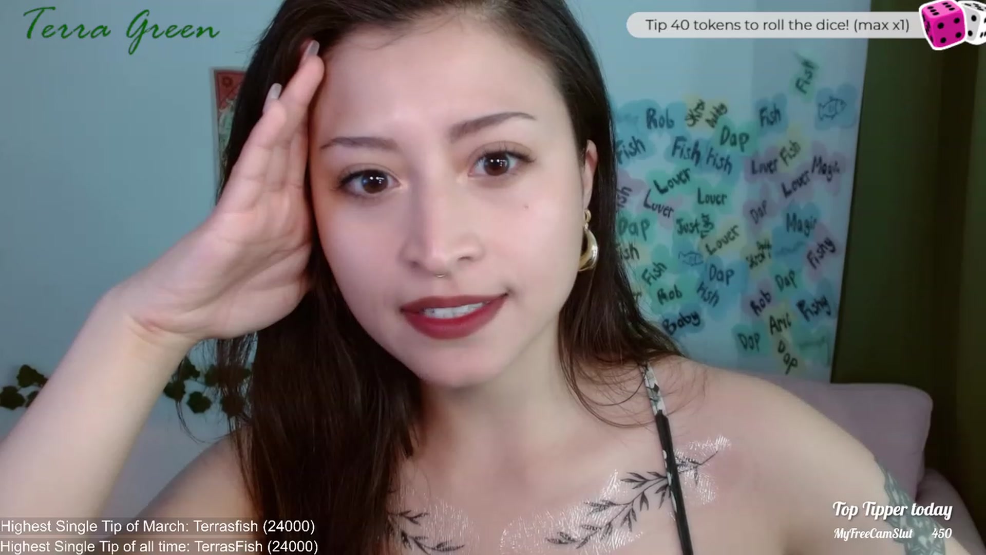 Gallery image thumbnail from TerraGreen's myfreecams stream on, 03/08/2024, 18:00 image 12 of 20