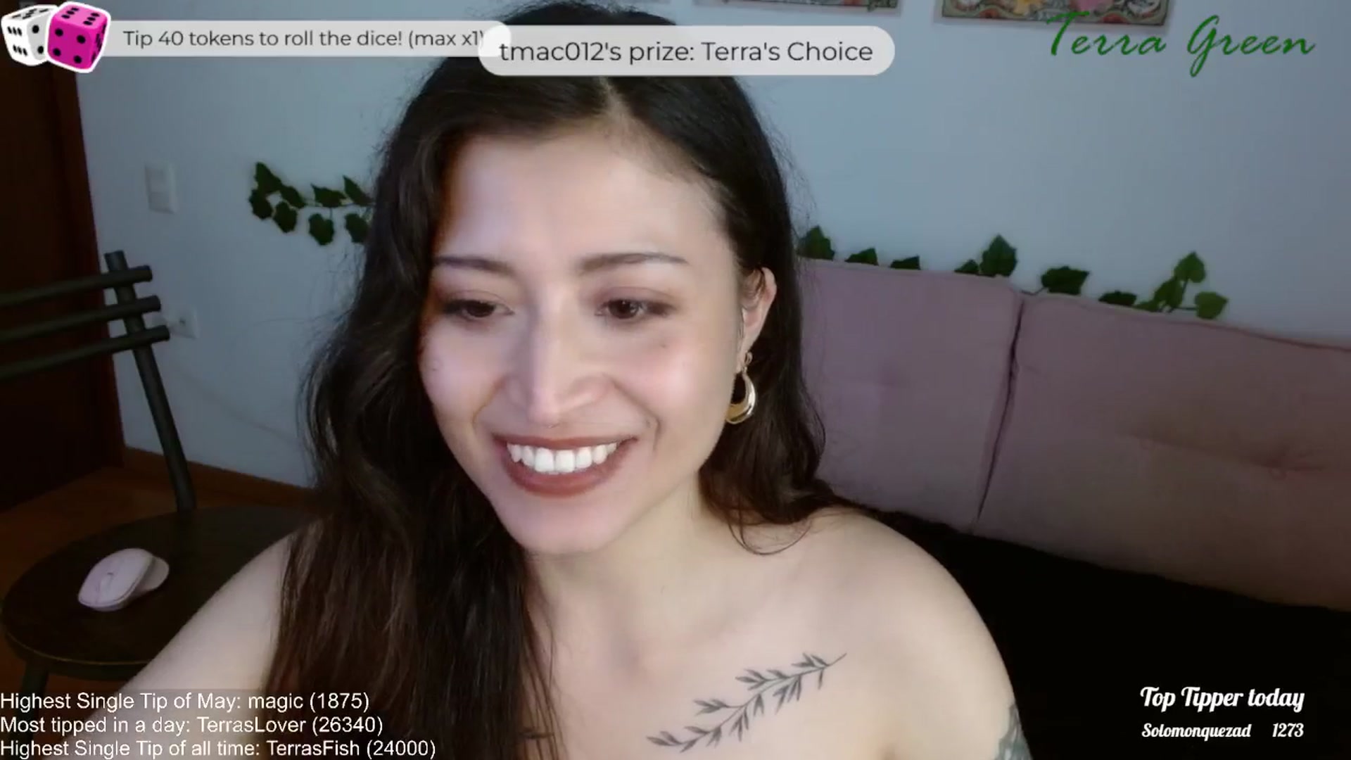 Gallery image thumbnail from TerraGreen's myfreecams stream on, 05/14/2024, 23:10 image 5 of 20