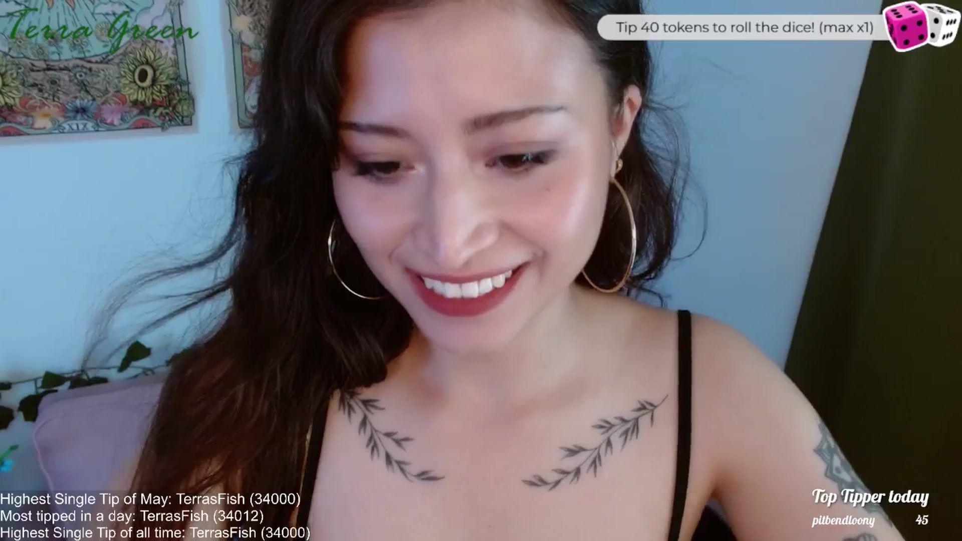 Gallery image thumbnail from TerraGreen's myfreecams stream on, 05/25/2024, 21:47 image 18 of 20