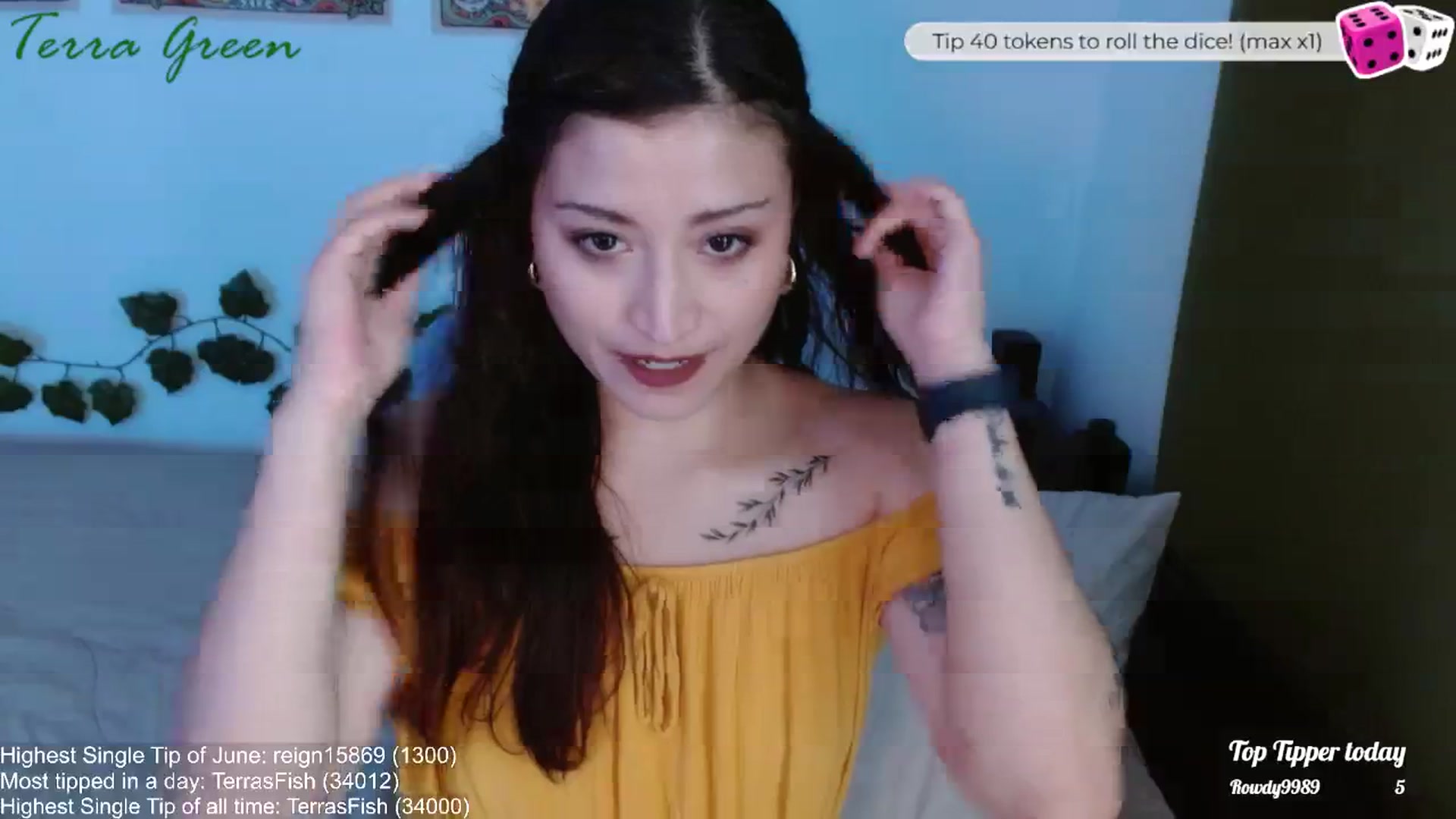Gallery image thumbnail from TerraGreen's myfreecams stream on, 06/10/2024, 21:26 image 20 of 20