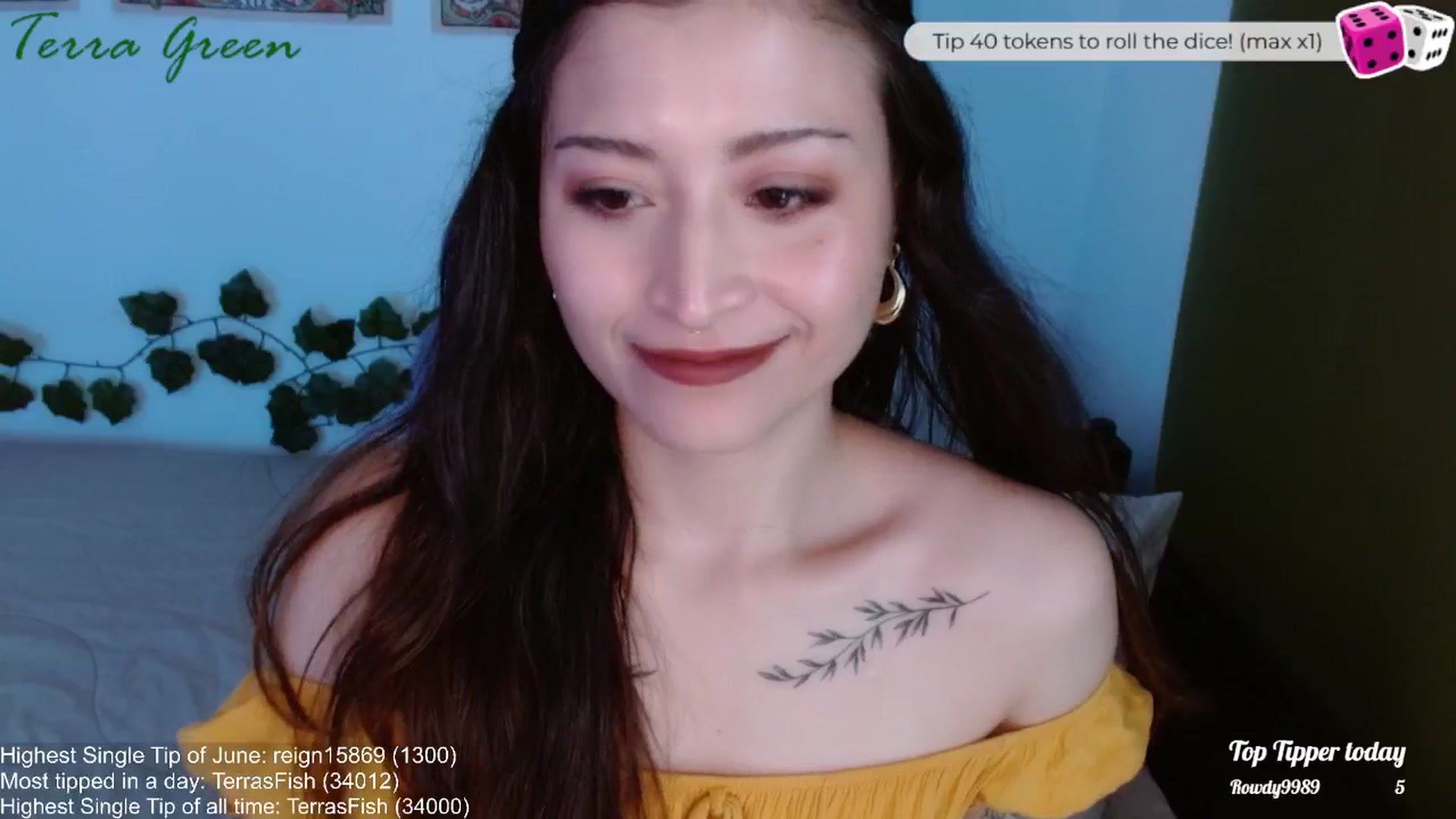 Gallery image thumbnail from TerraGreen's myfreecams stream on, 06/10/2024, 21:26 image 19 of 20
