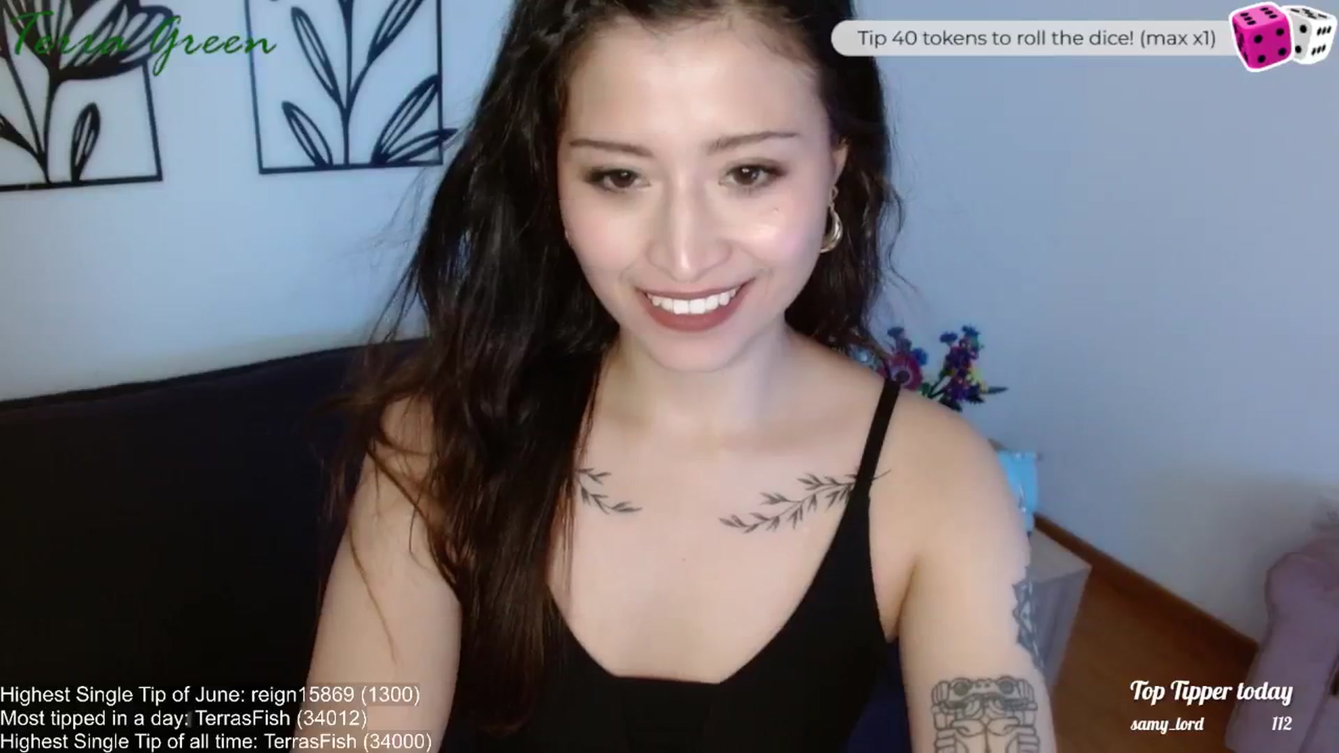 Gallery image thumbnail from TerraGreen's myfreecams stream on, 06/15/2024, 22:35 image 6 of 20