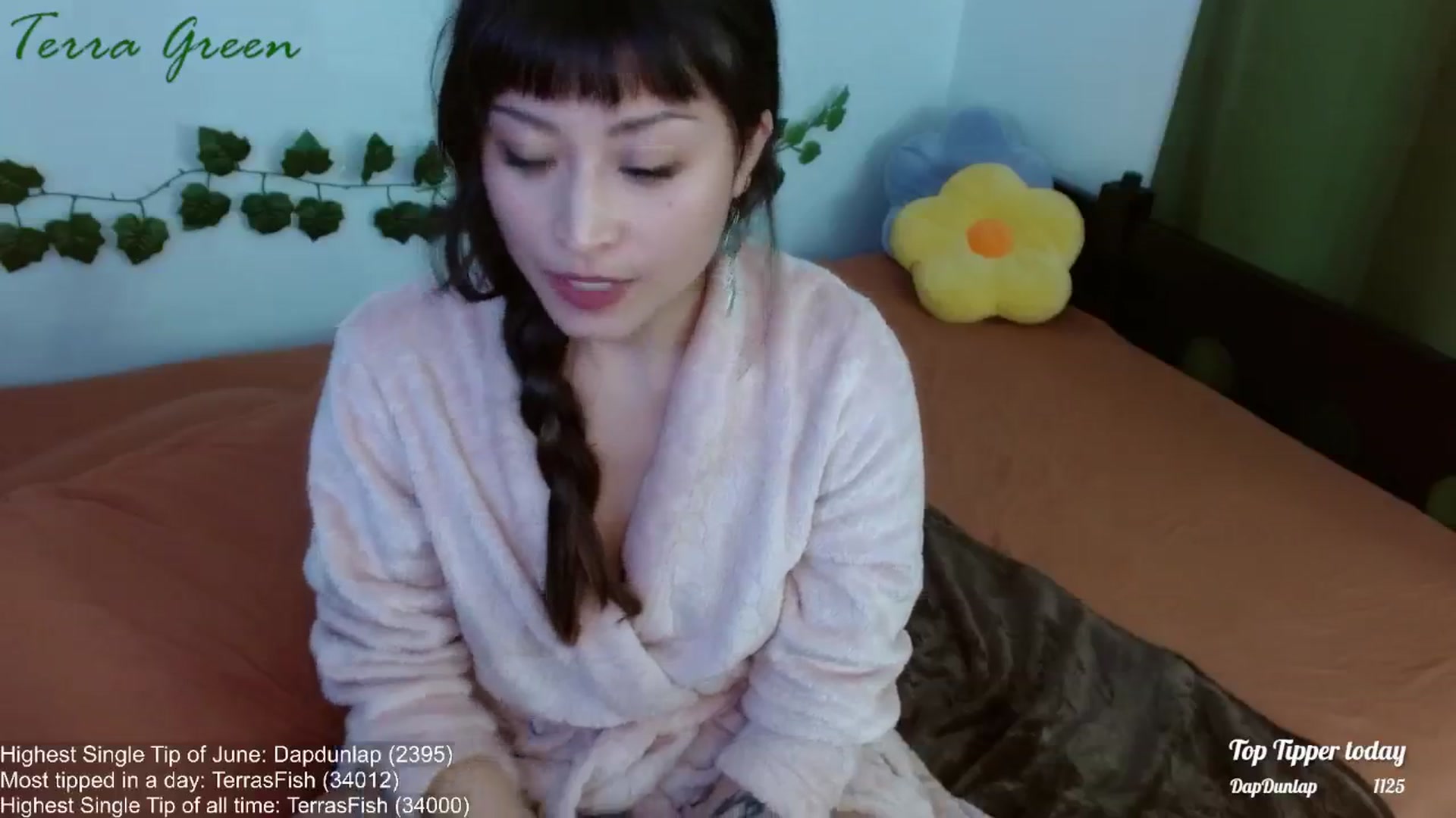 Gallery image thumbnail from TerraGreen's myfreecams stream on, 06/30/2024, 24:43 image 7 of 20