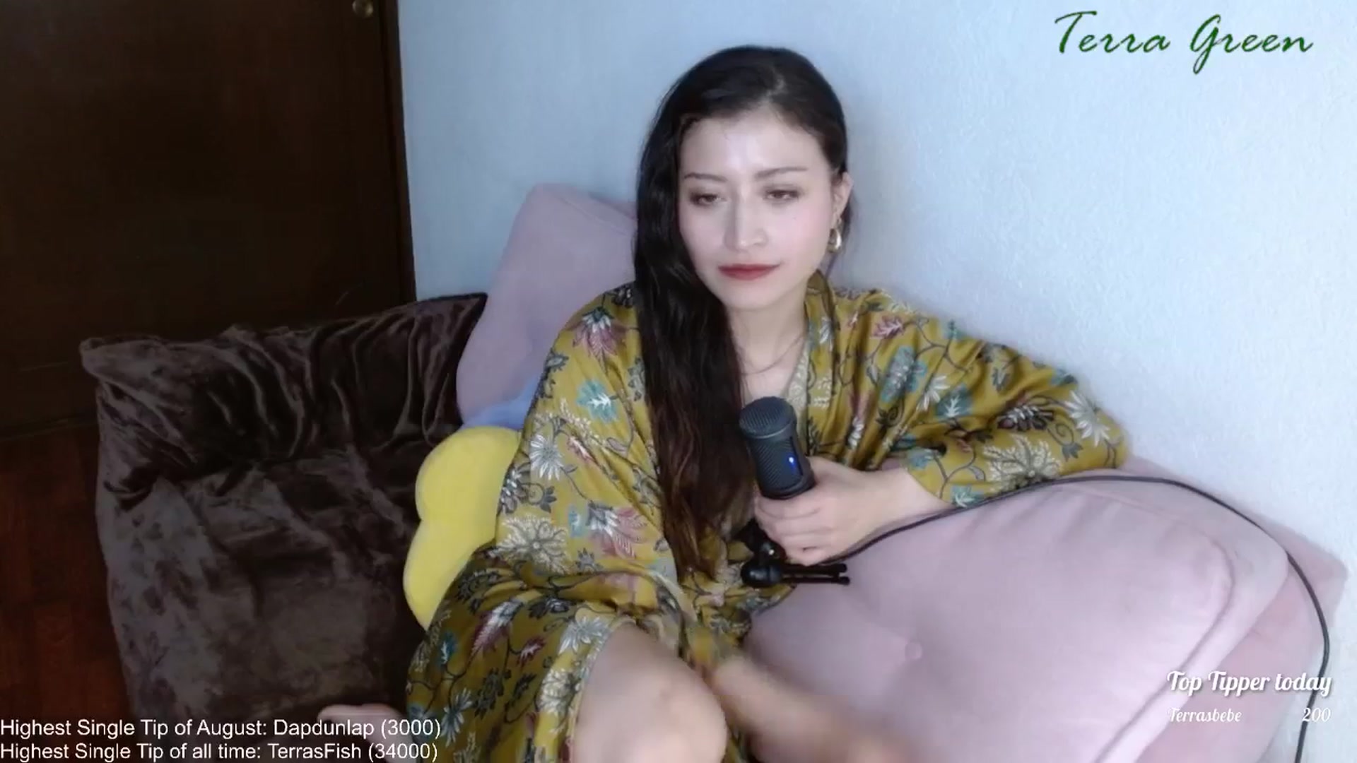 Gallery image thumbnail from TerraGreen's myfreecams stream on, 08/30/2024, 20:11 image 15 of 20