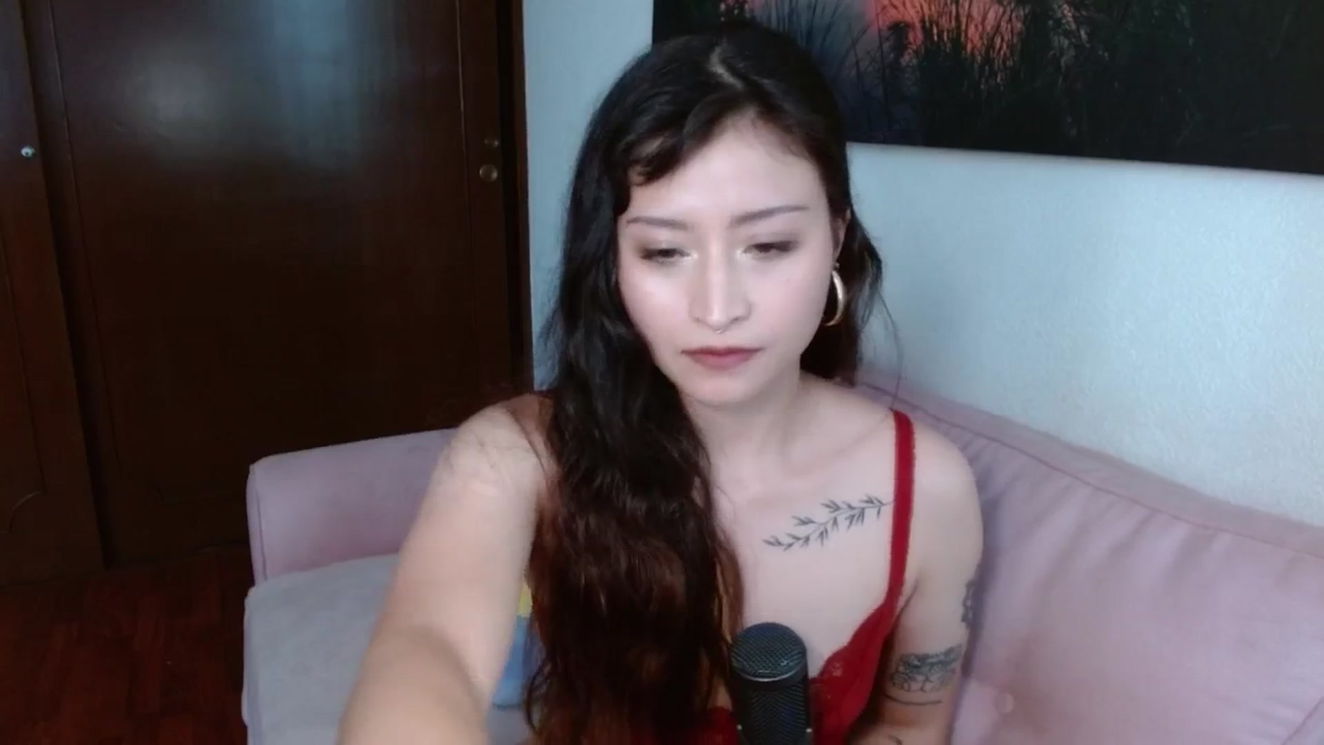 Gallery image thumbnail from TerraGreen's myfreecams stream on, 10/22/2024, 18:22 image 10 of 20