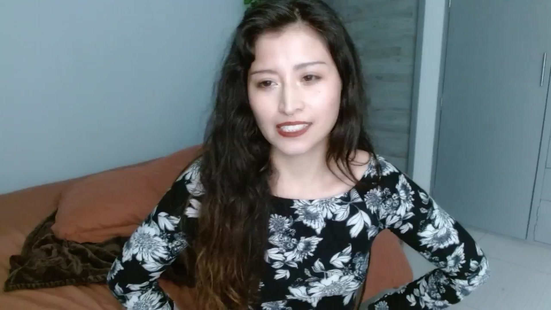 Gallery image thumbnail from TerraGreen's myfreecams stream on, 11/19/2024, 21:36 image 10 of 20