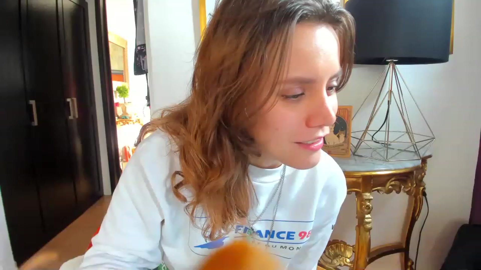 Gallery image thumbnail from Terrabite_'s myfreecams stream on, 11/24/2022, 22:13 image 9 of 20