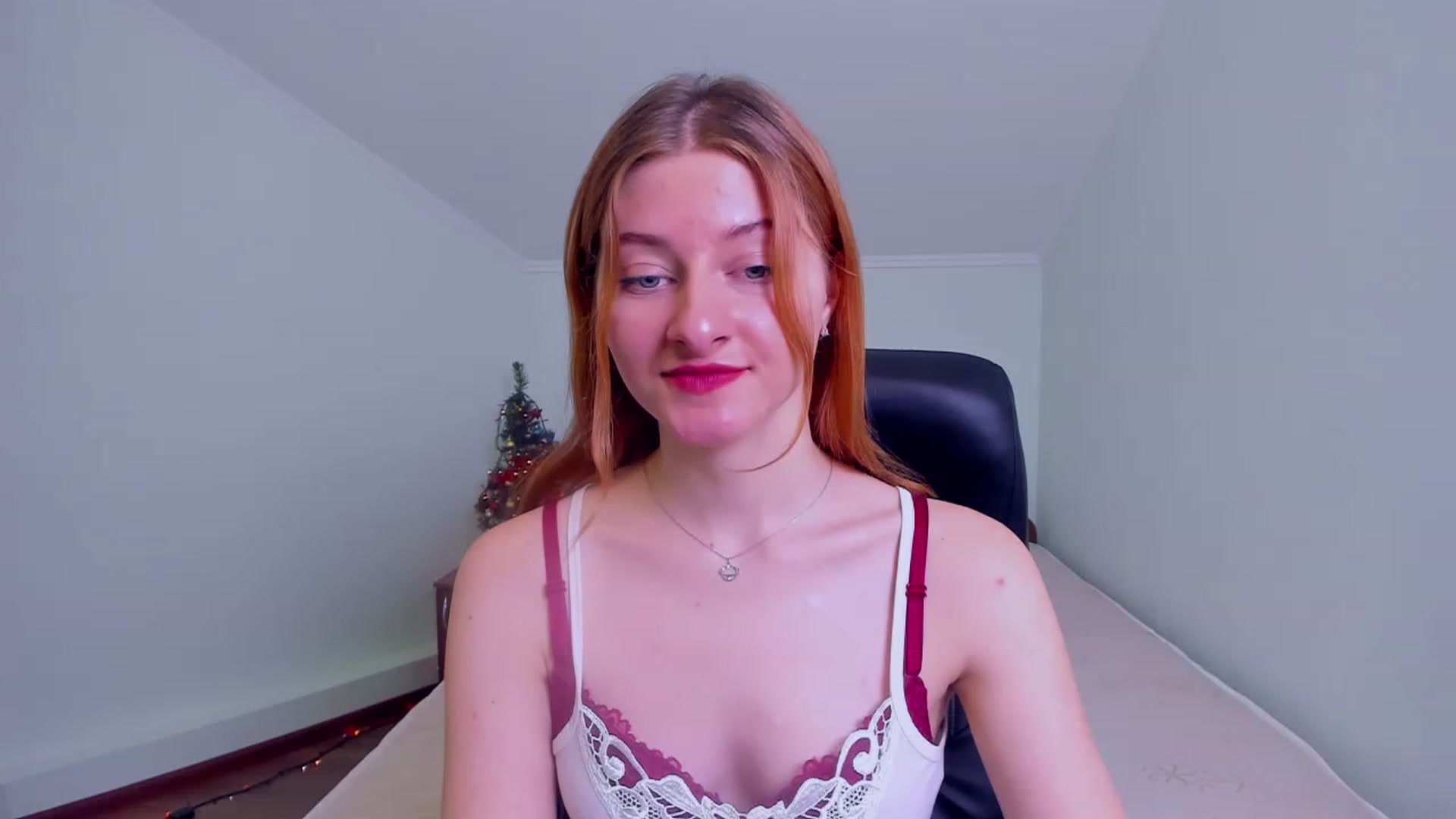 Gallery image thumbnail from Terri_Hims's myfreecams stream on, 12/21/2022, 13:54 image 6 of 20