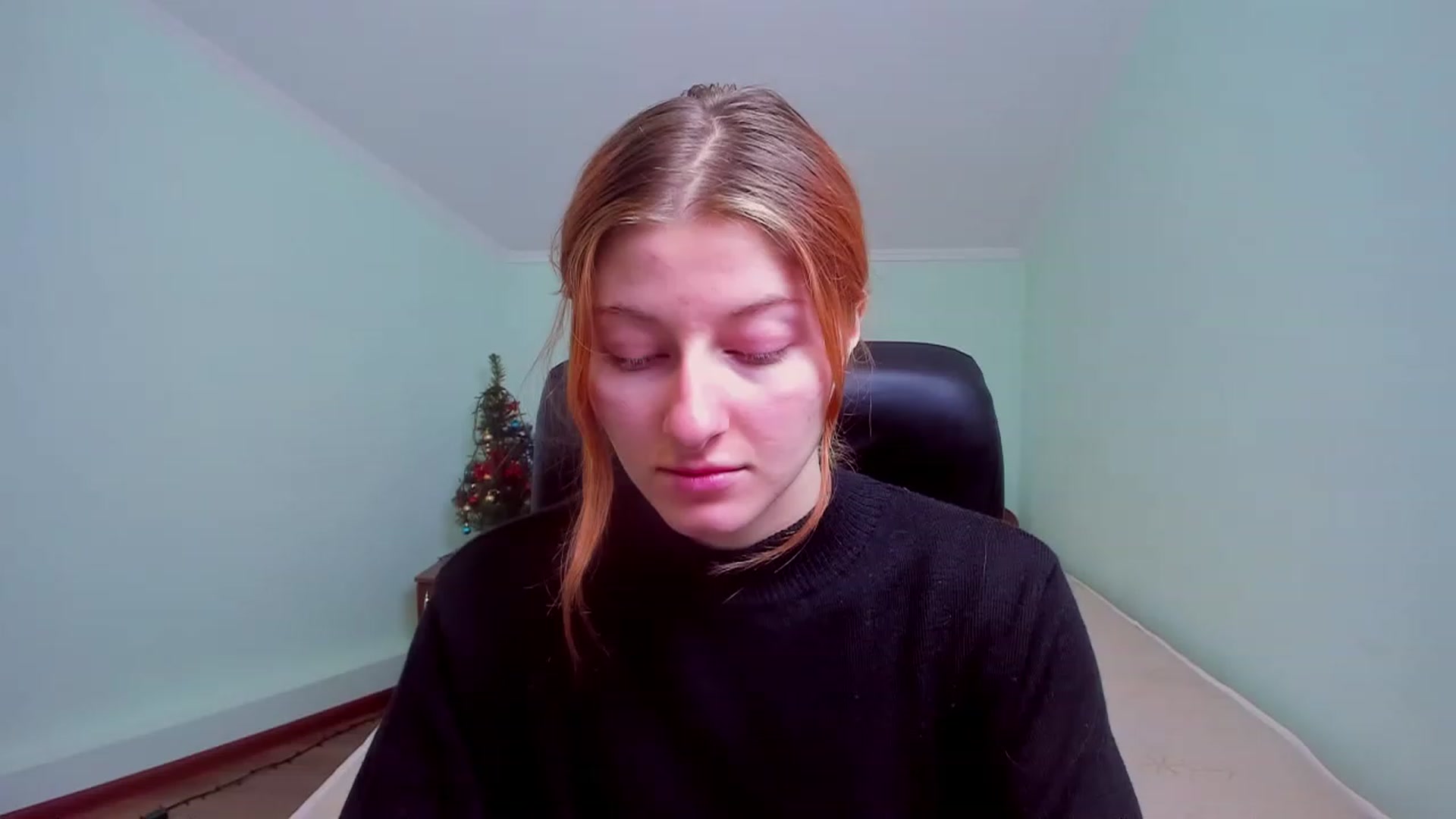 Gallery image thumbnail from Terri_Hims's myfreecams stream on, 12/22/2022, 13:16 image 3 of 20
