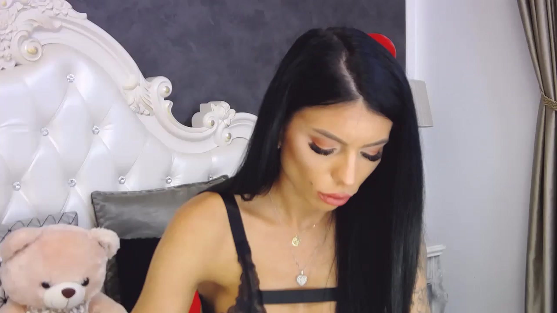 Gallery image thumbnail from Tesa000's myfreecams stream on, 12/01/2022, 12:22 image 12 of 20