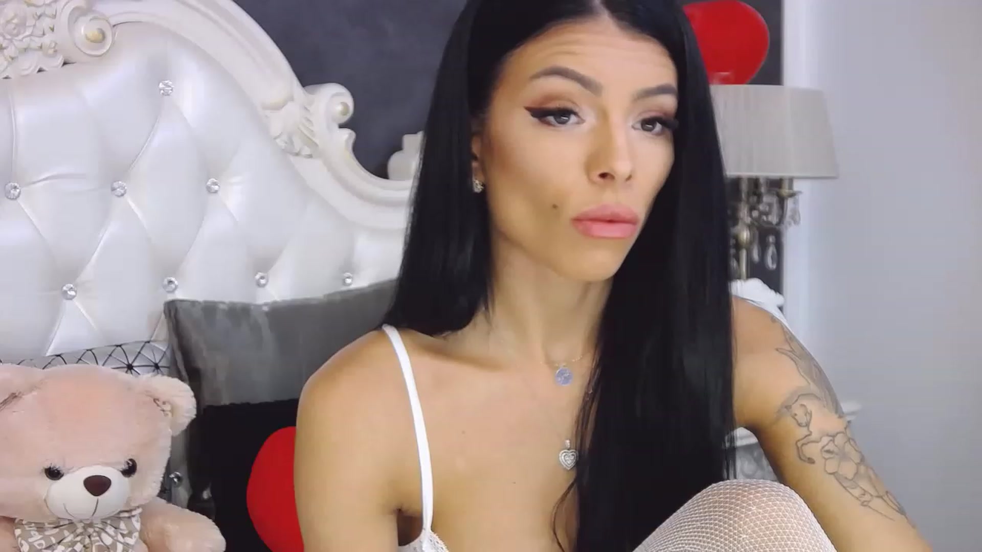 Gallery image thumbnail from Tesa000's myfreecams stream on, 12/02/2022, 09:59 image 8 of 20