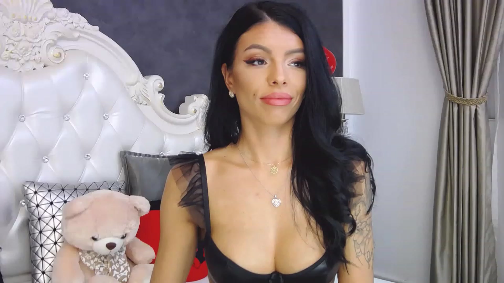 Gallery image thumbnail from Tesa000's myfreecams stream on, 12/07/2022, 09:07 image 14 of 20