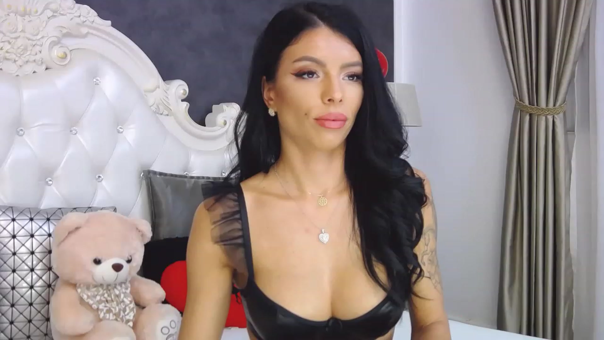 Gallery image thumbnail from Tesa000's myfreecams stream on, 12/07/2022, 13:35 image 13 of 20