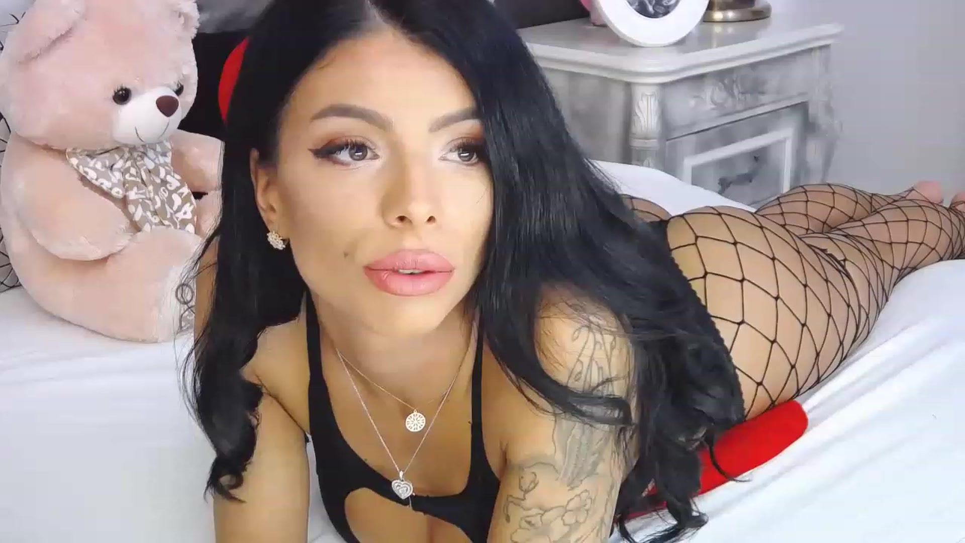 Gallery image thumbnail from Tesa000's myfreecams stream on, 12/08/2022, 09:00 image 17 of 20