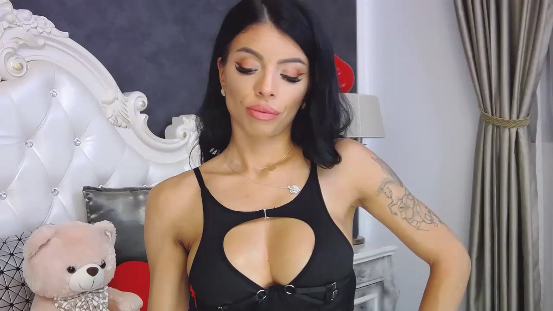 Gallery image thumbnail from Tesa000's myfreecams stream on, 12/08/2022, 13:32 image 11 of 20