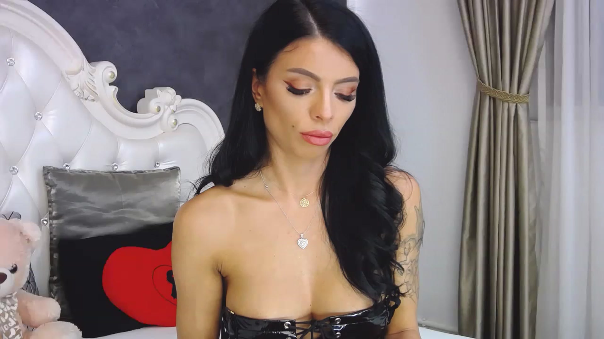 Gallery image thumbnail from Tesa000's myfreecams stream on, 12/09/2022, 13:46 image 3 of 20