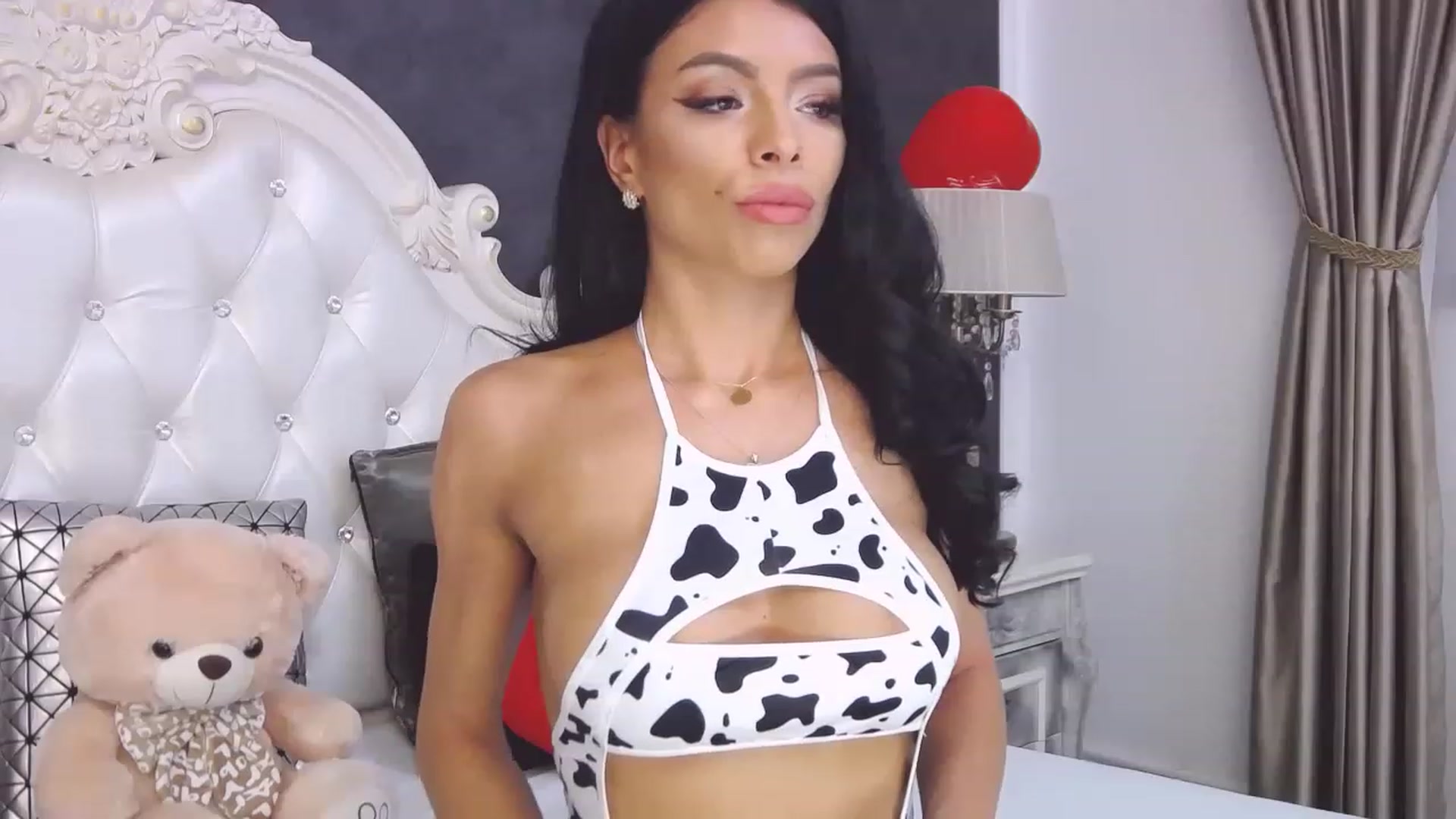 Gallery image thumbnail from Tesa000's myfreecams stream on, 12/11/2022, 14:34 image 6 of 20
