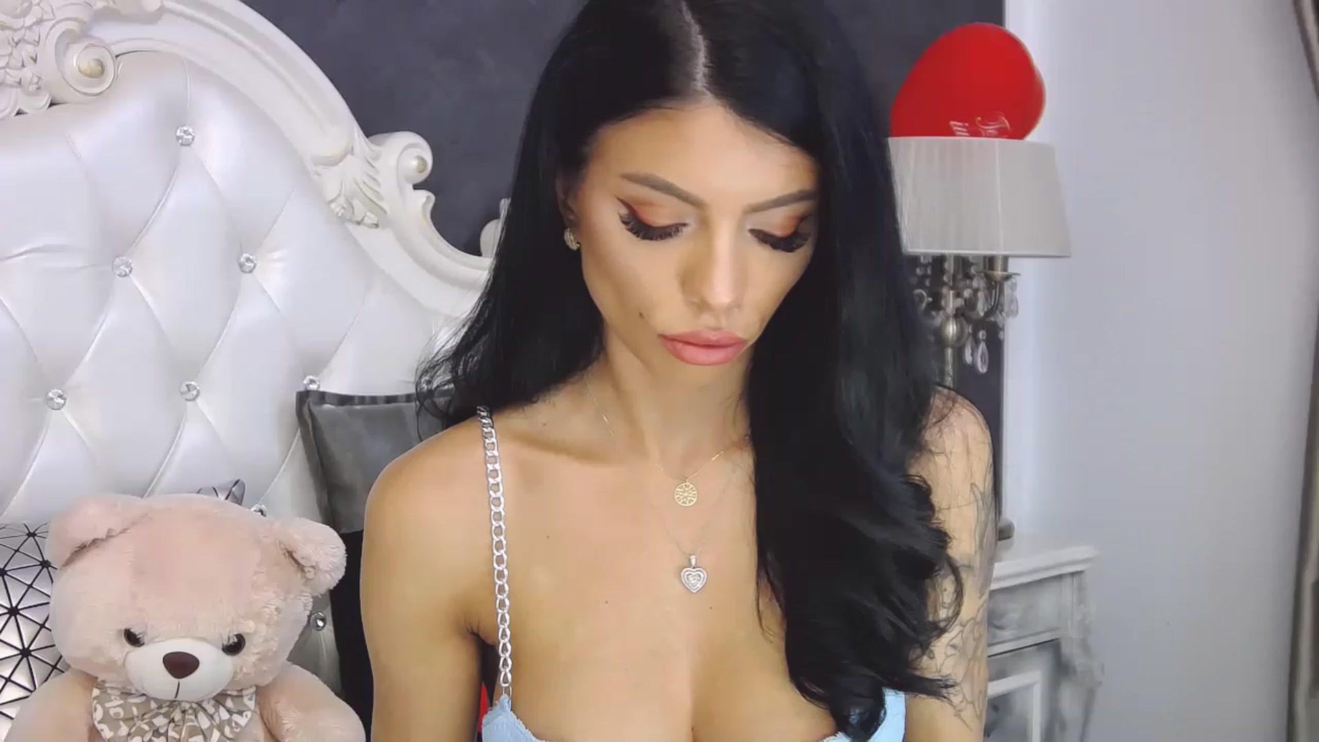Gallery image thumbnail from Tesa000's myfreecams stream on, 12/12/2022, 09:08 image 7 of 20