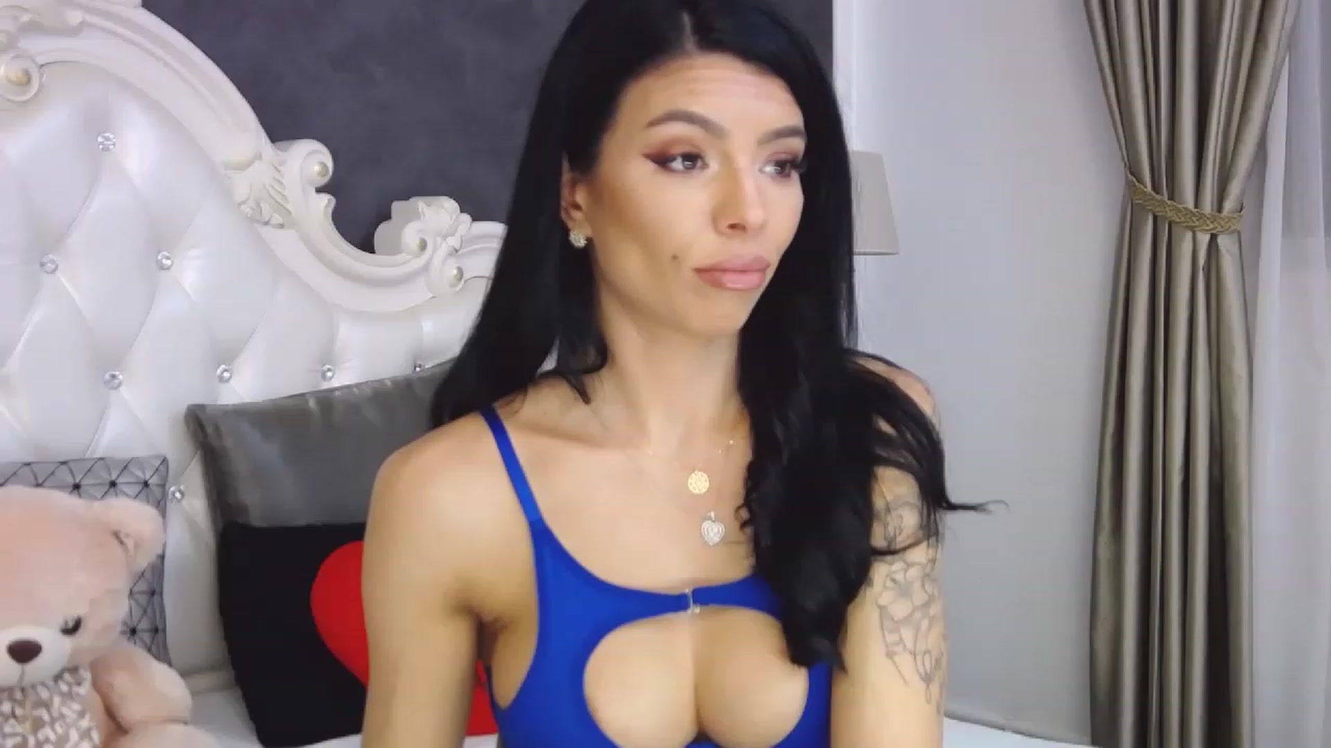 Gallery image thumbnail from Tesa000's myfreecams stream on, 12/19/2022, 13:25 image 16 of 20