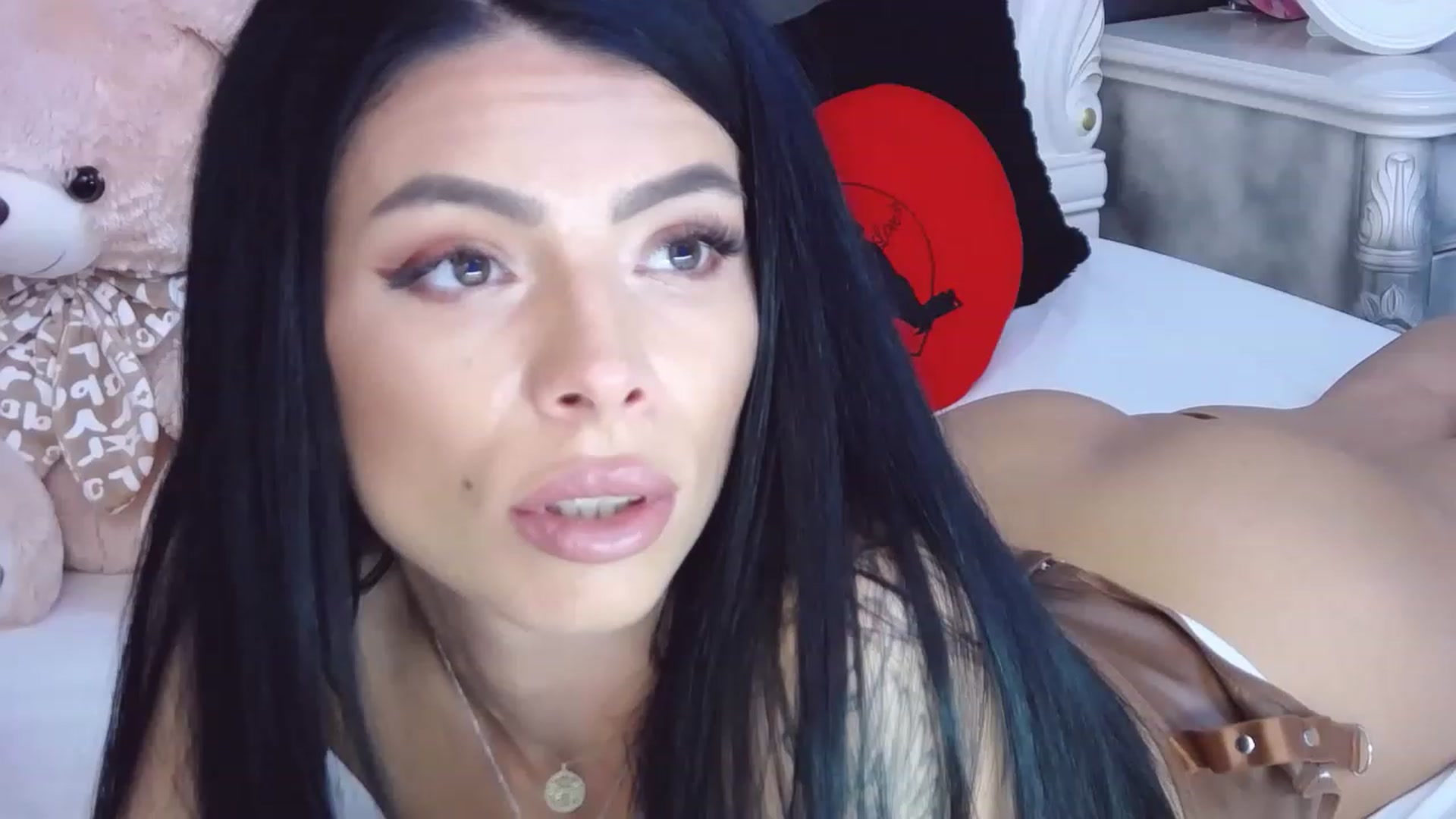 Gallery image thumbnail from Tesa000's myfreecams stream on, 12/23/2022, 13:56 image 5 of 20