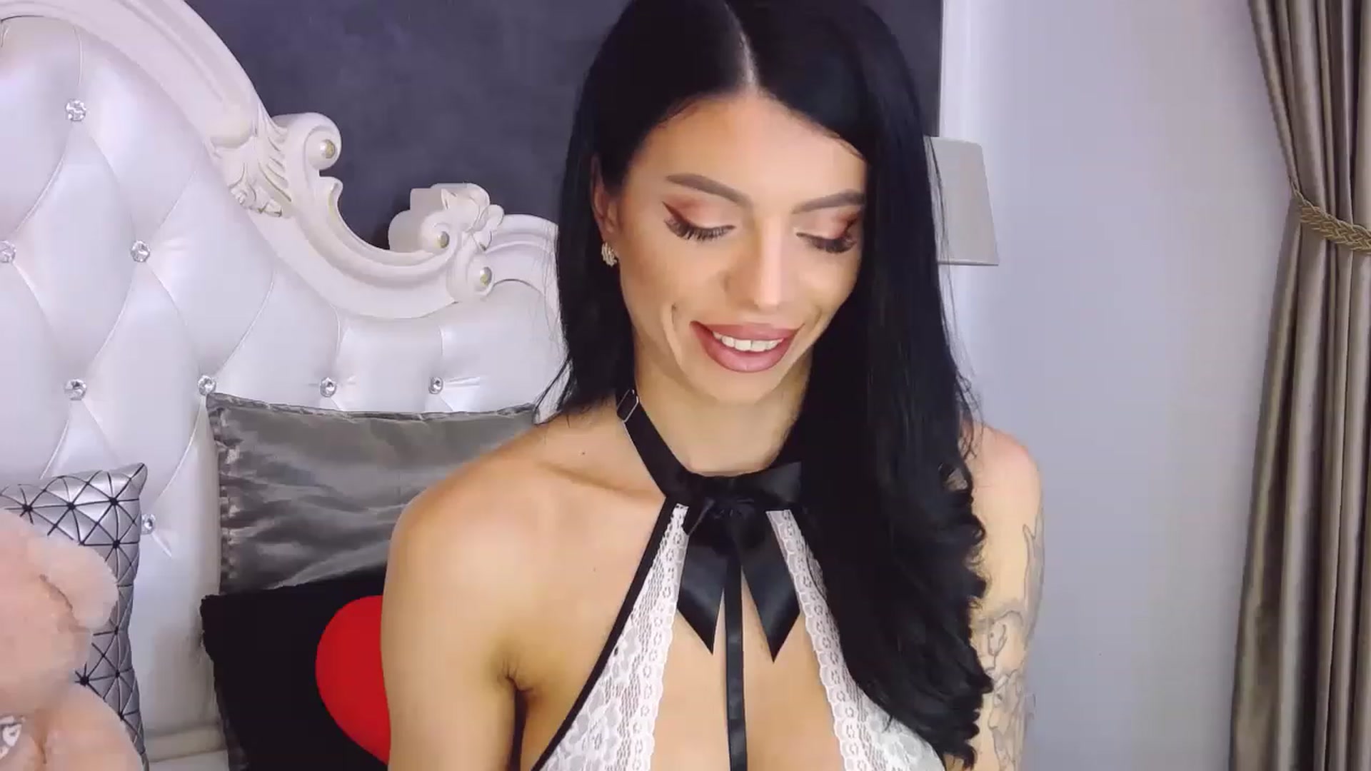 Gallery image thumbnail from Tesa000's myfreecams stream on, 12/28/2022, 13:17 image 19 of 20