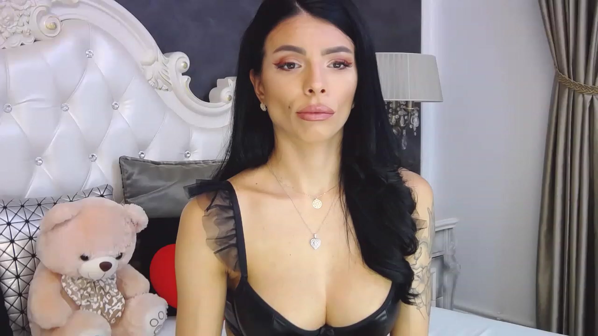 Gallery image thumbnail from Tesa000's myfreecams stream on, 12/29/2022, 13:21 image 16 of 20