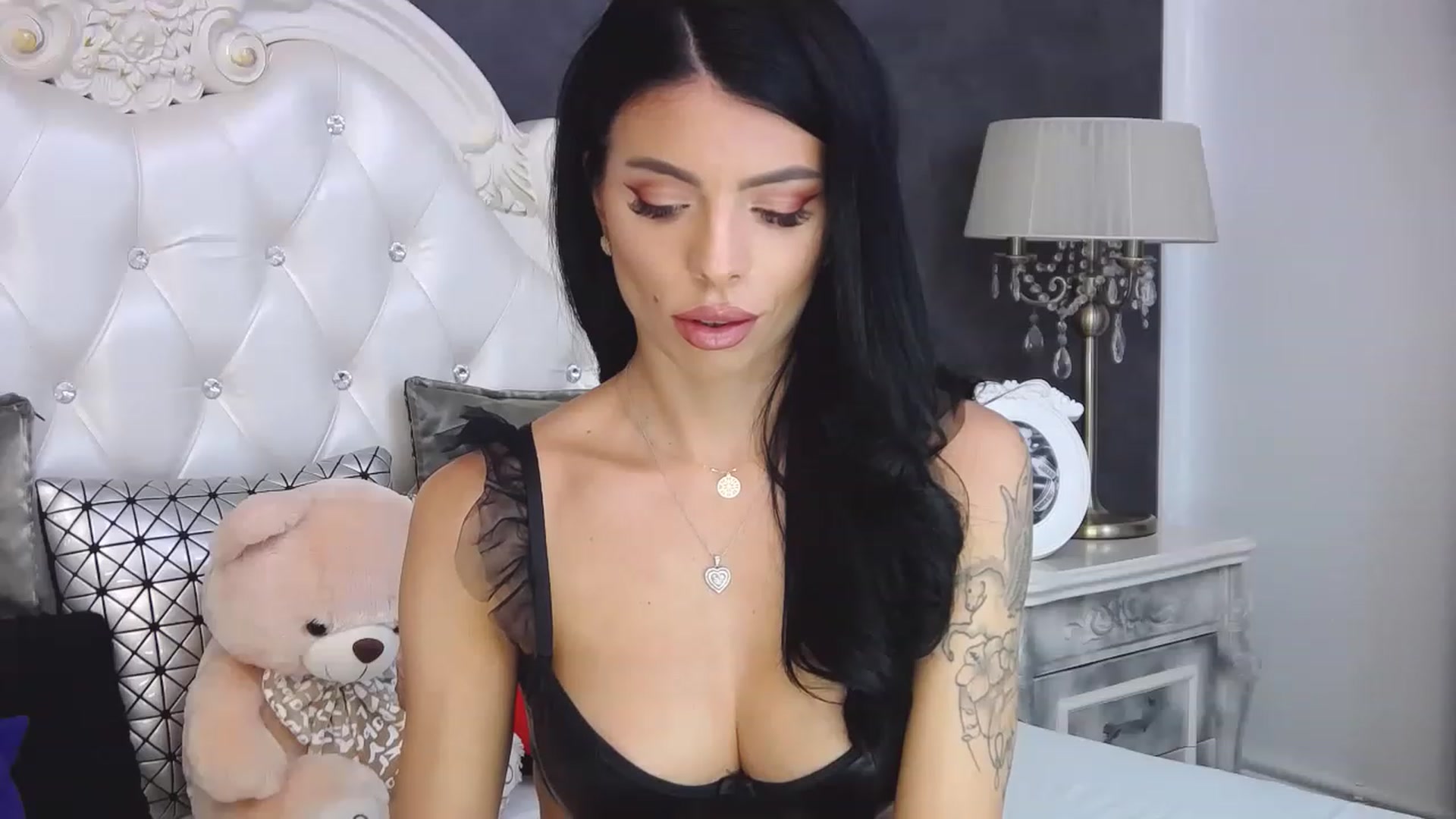 Gallery image thumbnail from Tesa000's myfreecams stream on, 12/29/2022, 14:24 image 15 of 20