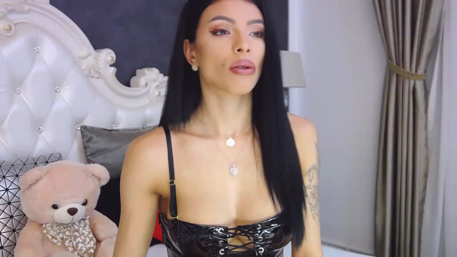 Gallery image thumbnail from Tesa000's myfreecams stream on, 01/02/2023, 08:34 image 11 of 20