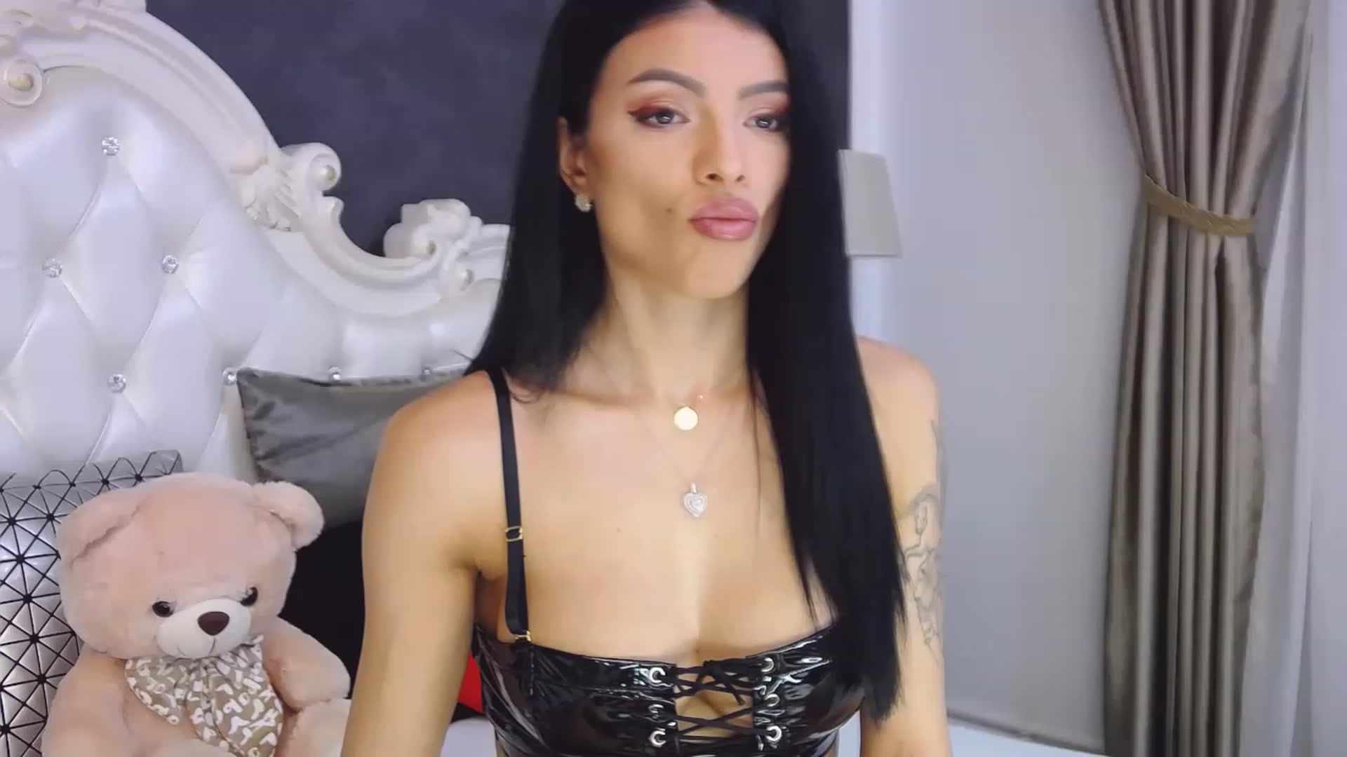 Gallery image thumbnail from Tesa000's myfreecams stream on, 01/02/2023, 08:34 image 12 of 20