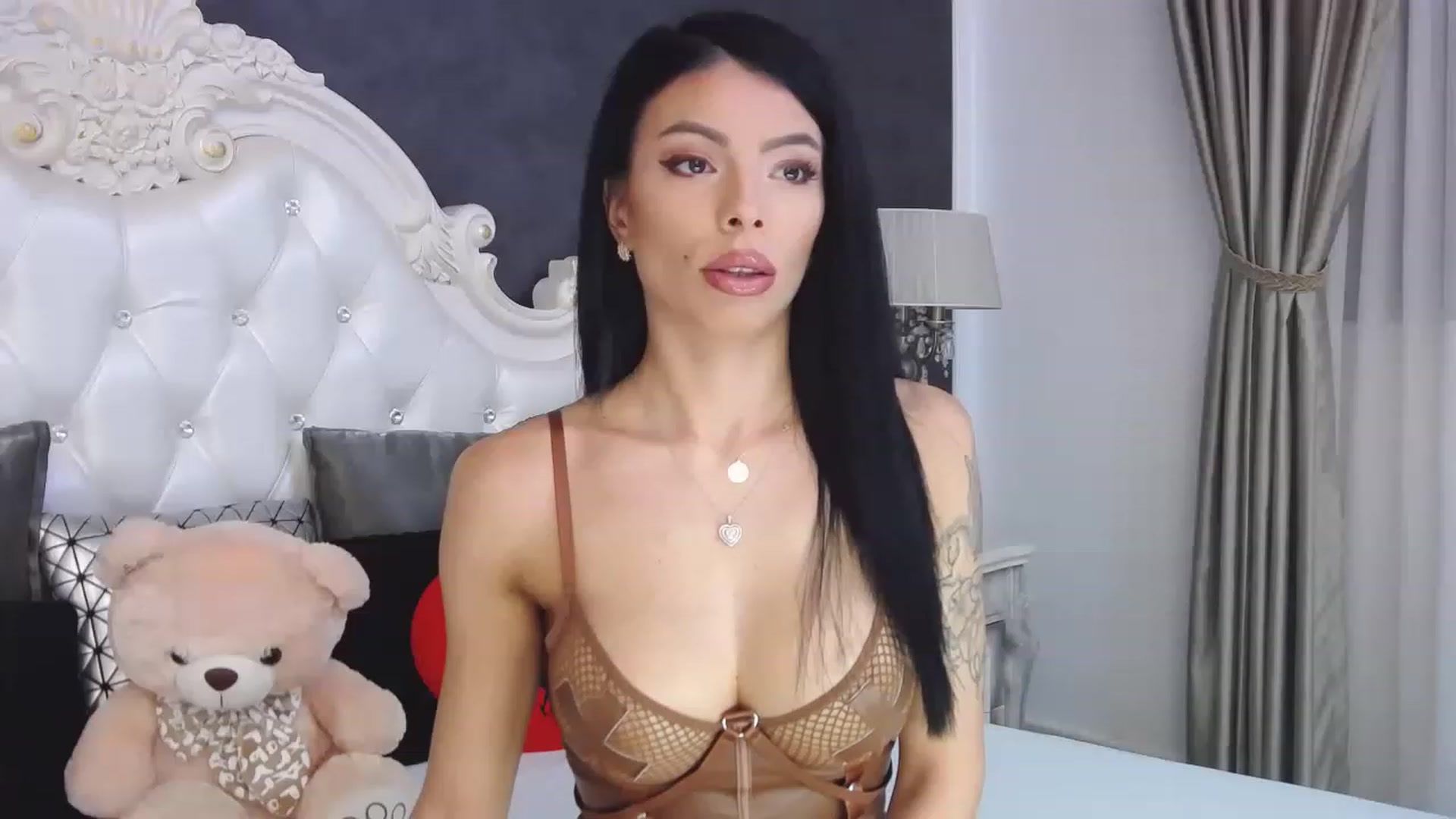 Gallery image thumbnail from Tesa000's myfreecams stream on, 01/03/2023, 08:42 image 3 of 20
