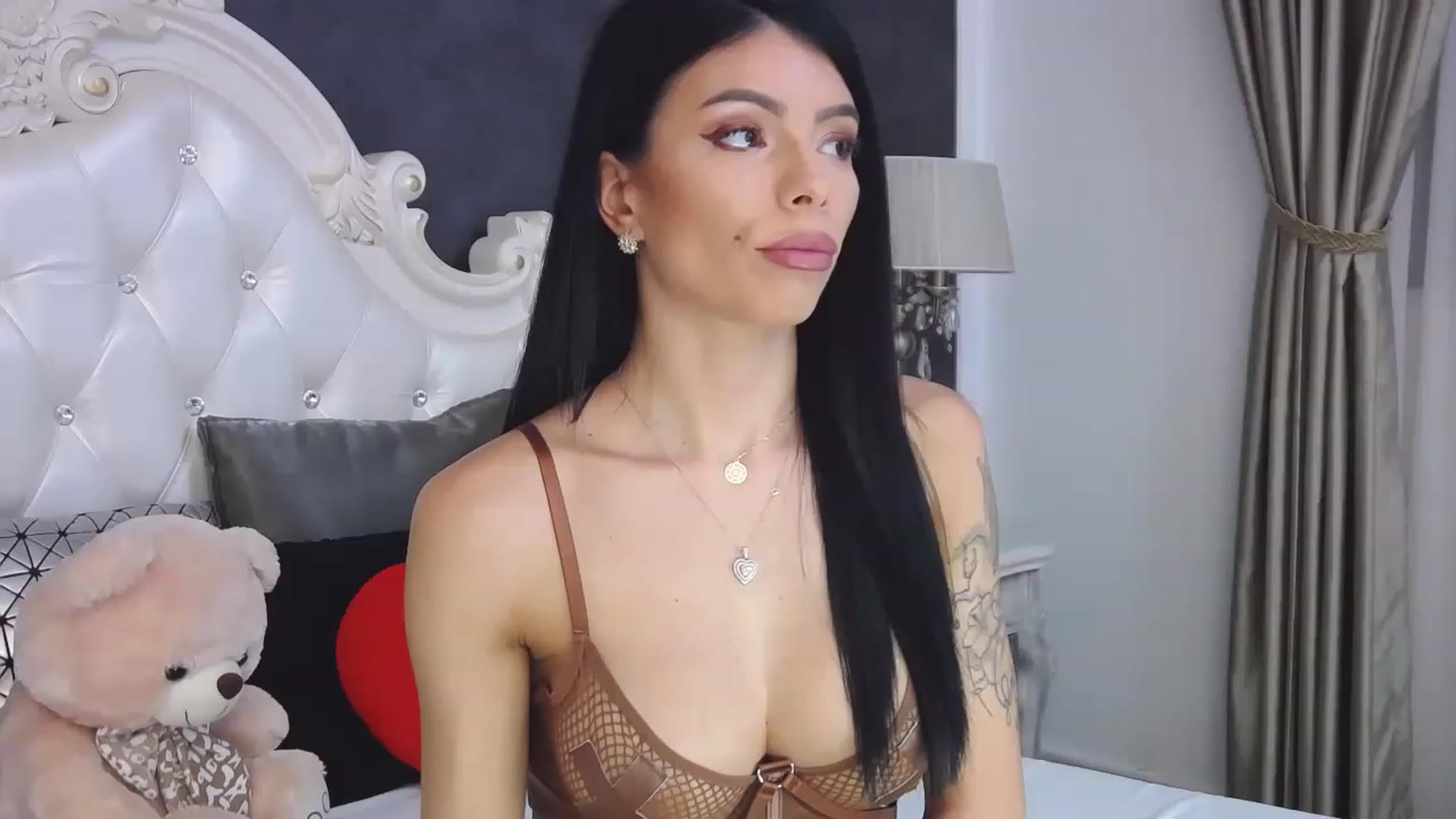 Gallery image thumbnail from Tesa000's myfreecams stream on, 01/03/2023, 14:27 image 4 of 20