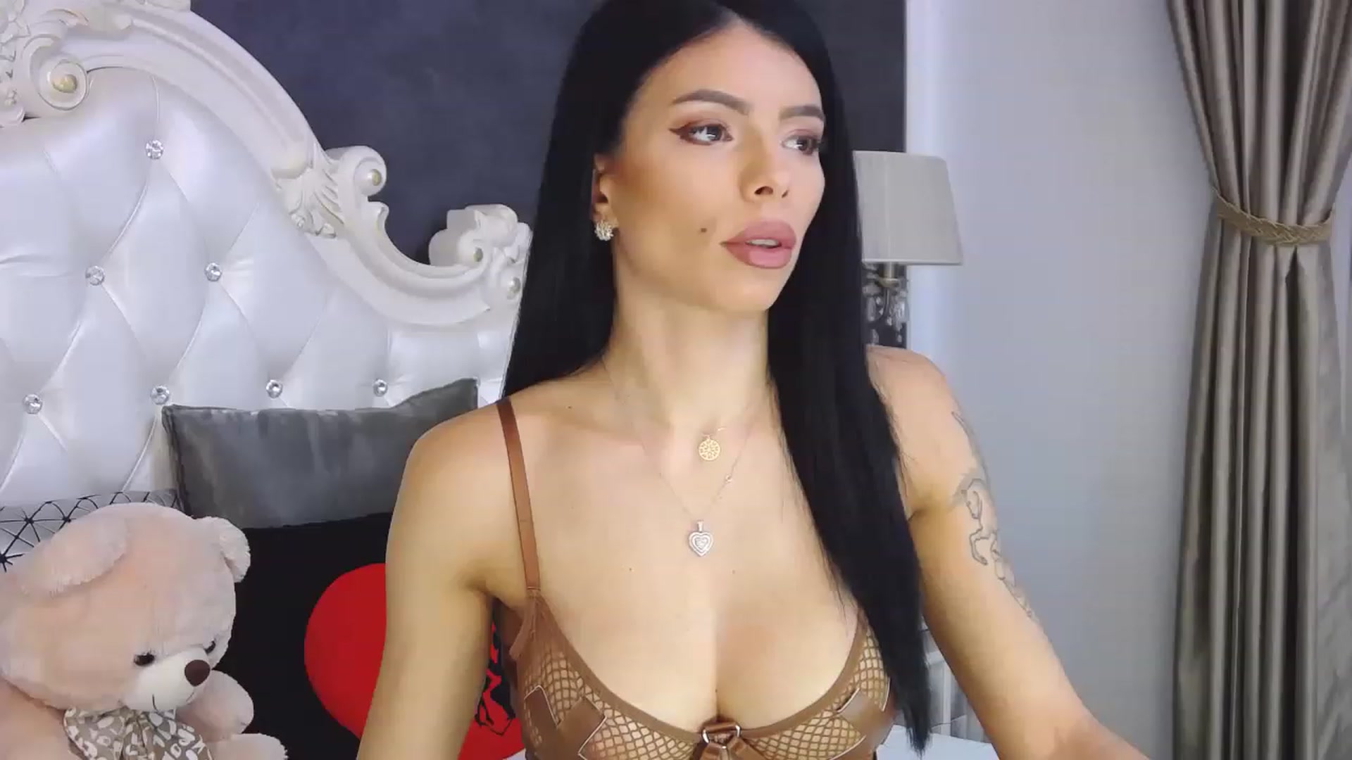 Gallery image thumbnail from Tesa000's myfreecams stream on, 01/03/2023, 14:51 image 8 of 20
