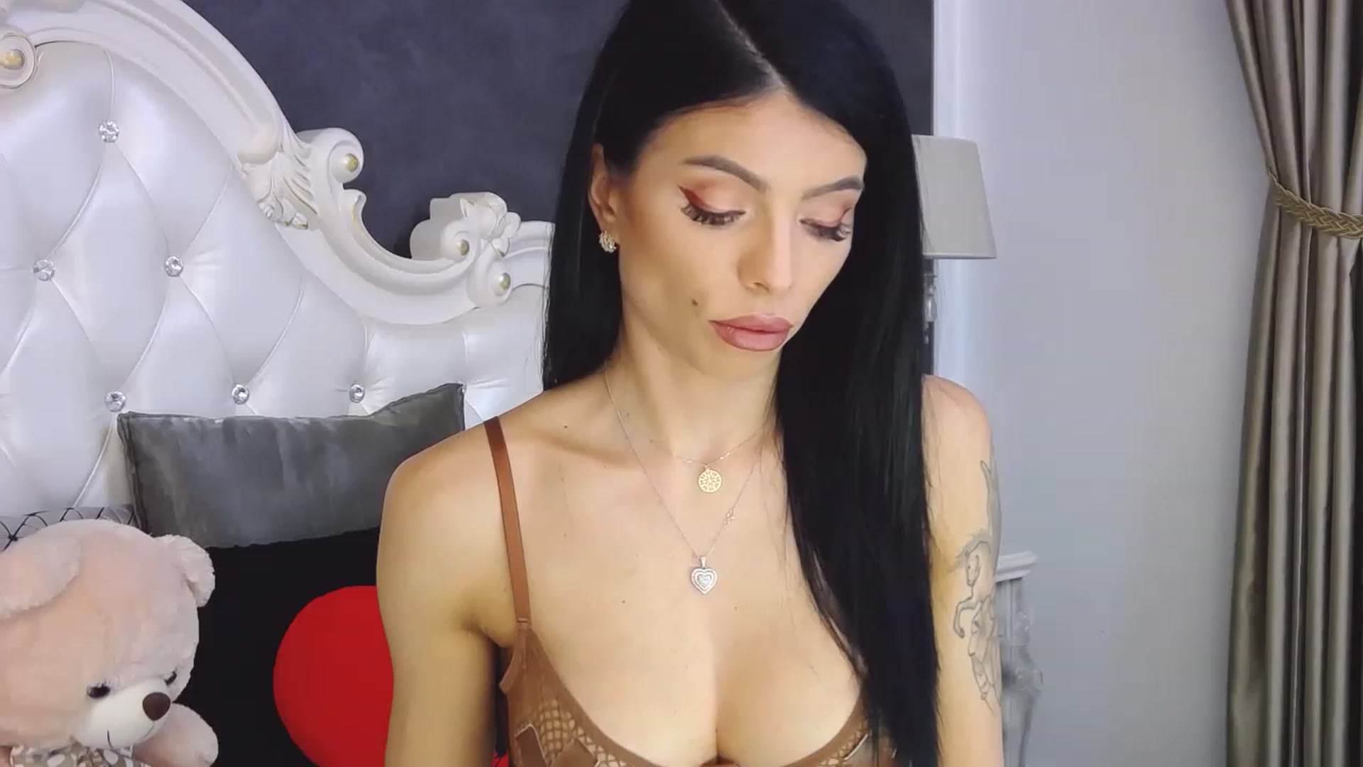 Gallery image thumbnail from Tesa000's myfreecams stream on, 01/03/2023, 14:51 image 10 of 20