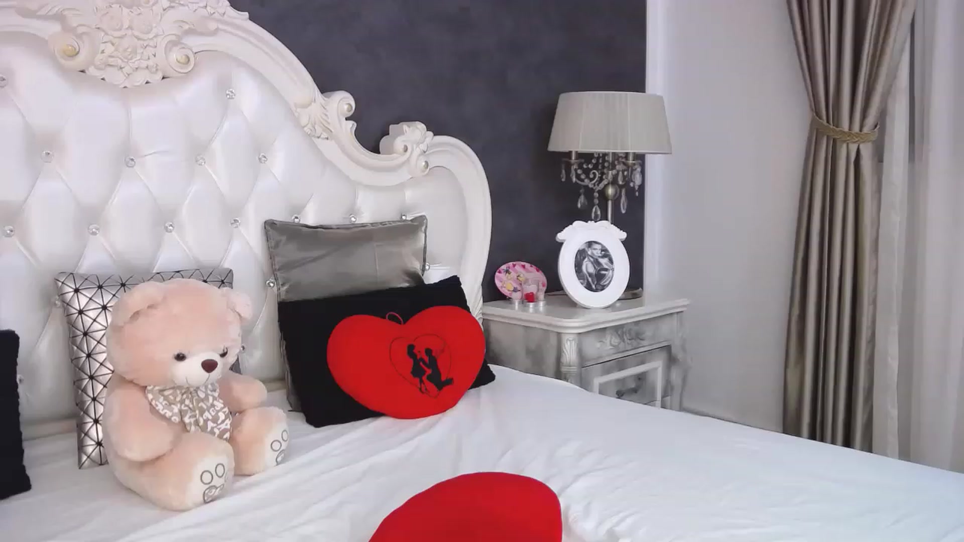 Gallery image thumbnail from Tesa000's myfreecams stream on, 01/04/2023, 09:11 image 5 of 20