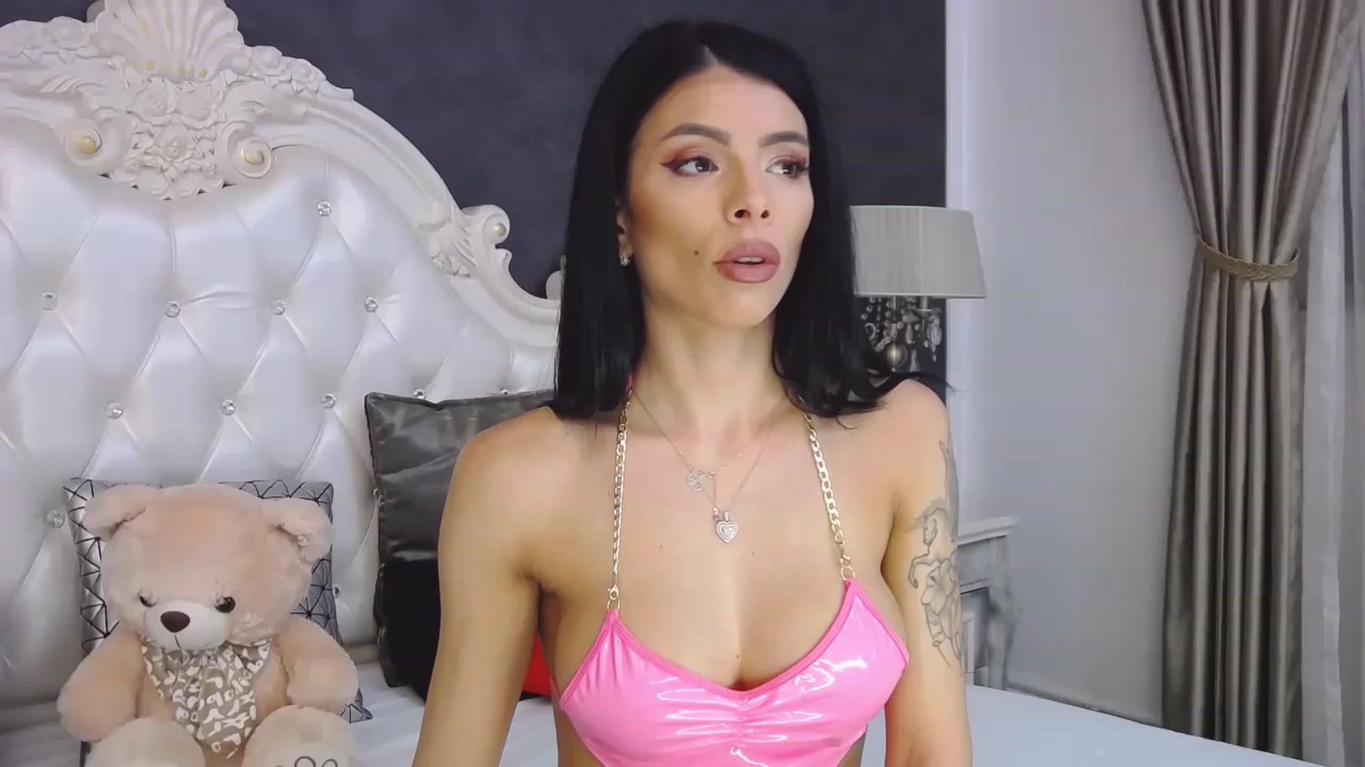 Gallery image thumbnail from Tesa000's myfreecams stream on, 01/04/2023, 14:52 image 3 of 20