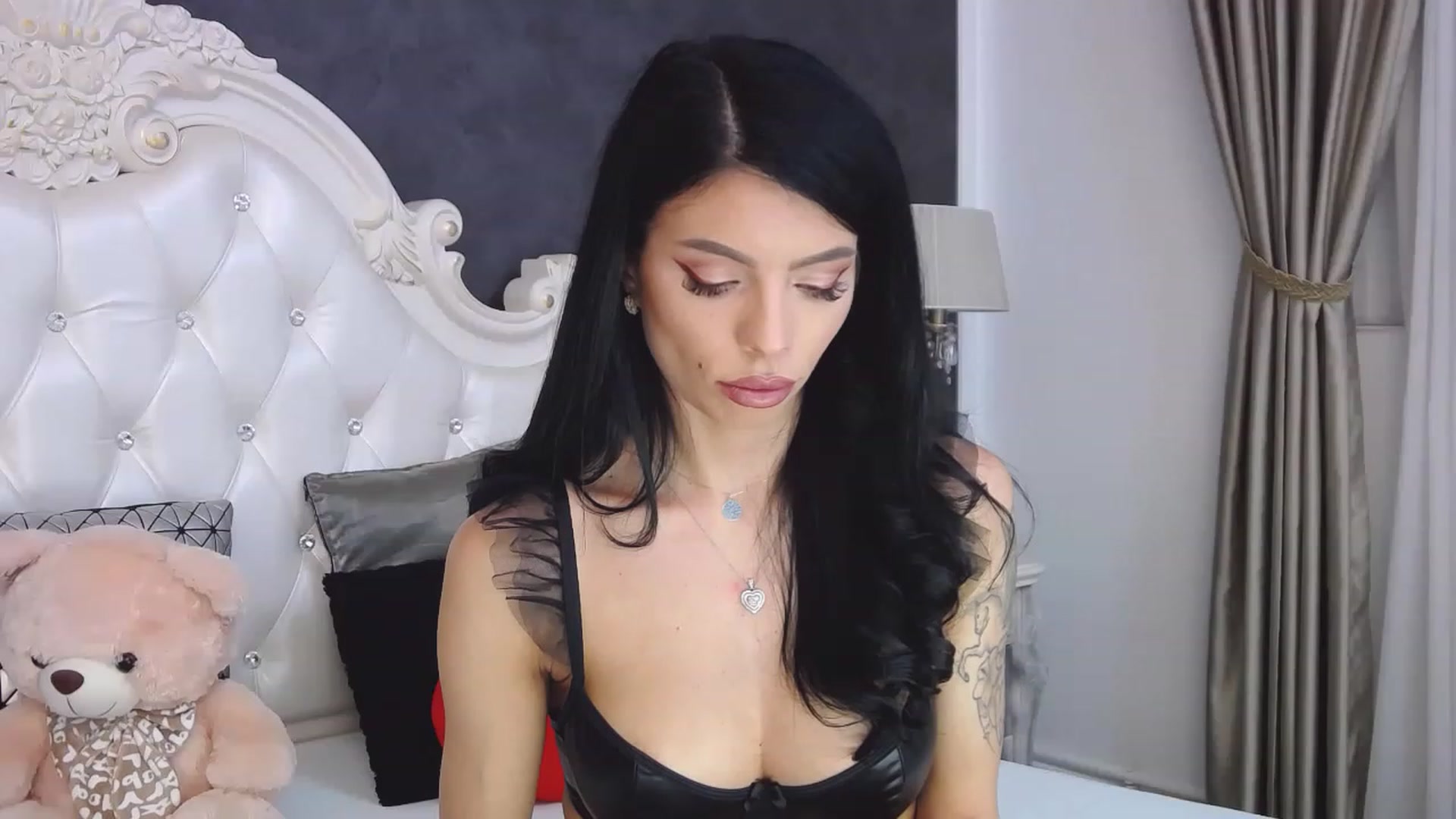Gallery image thumbnail from Tesa000's myfreecams stream on, 01/05/2023, 10:44 image 15 of 20