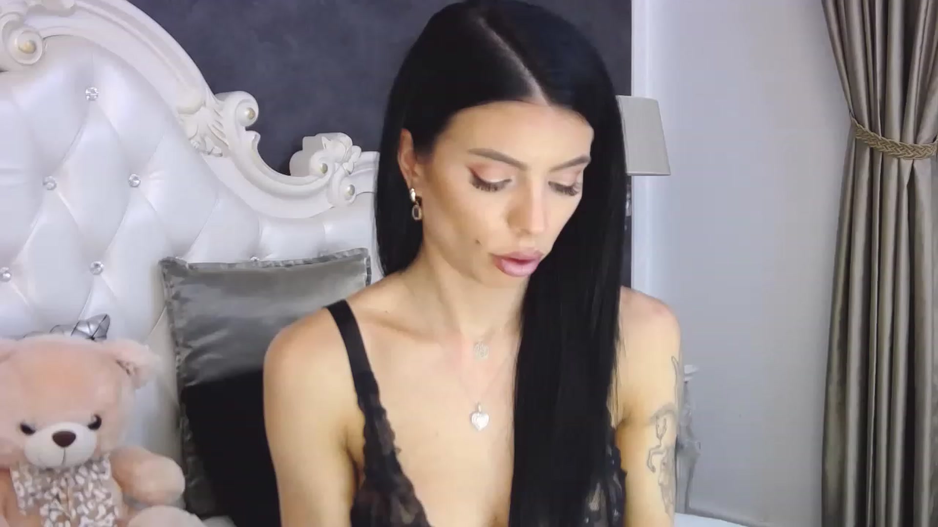 Gallery image thumbnail from Tesa000's myfreecams stream on, 01/08/2023, 14:01 image 9 of 20