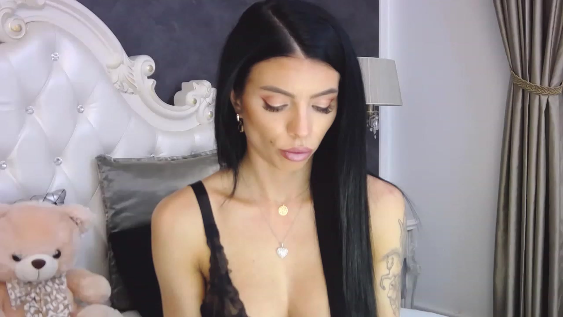 Gallery image thumbnail from Tesa000's myfreecams stream on, 01/08/2023, 14:01 image 7 of 20