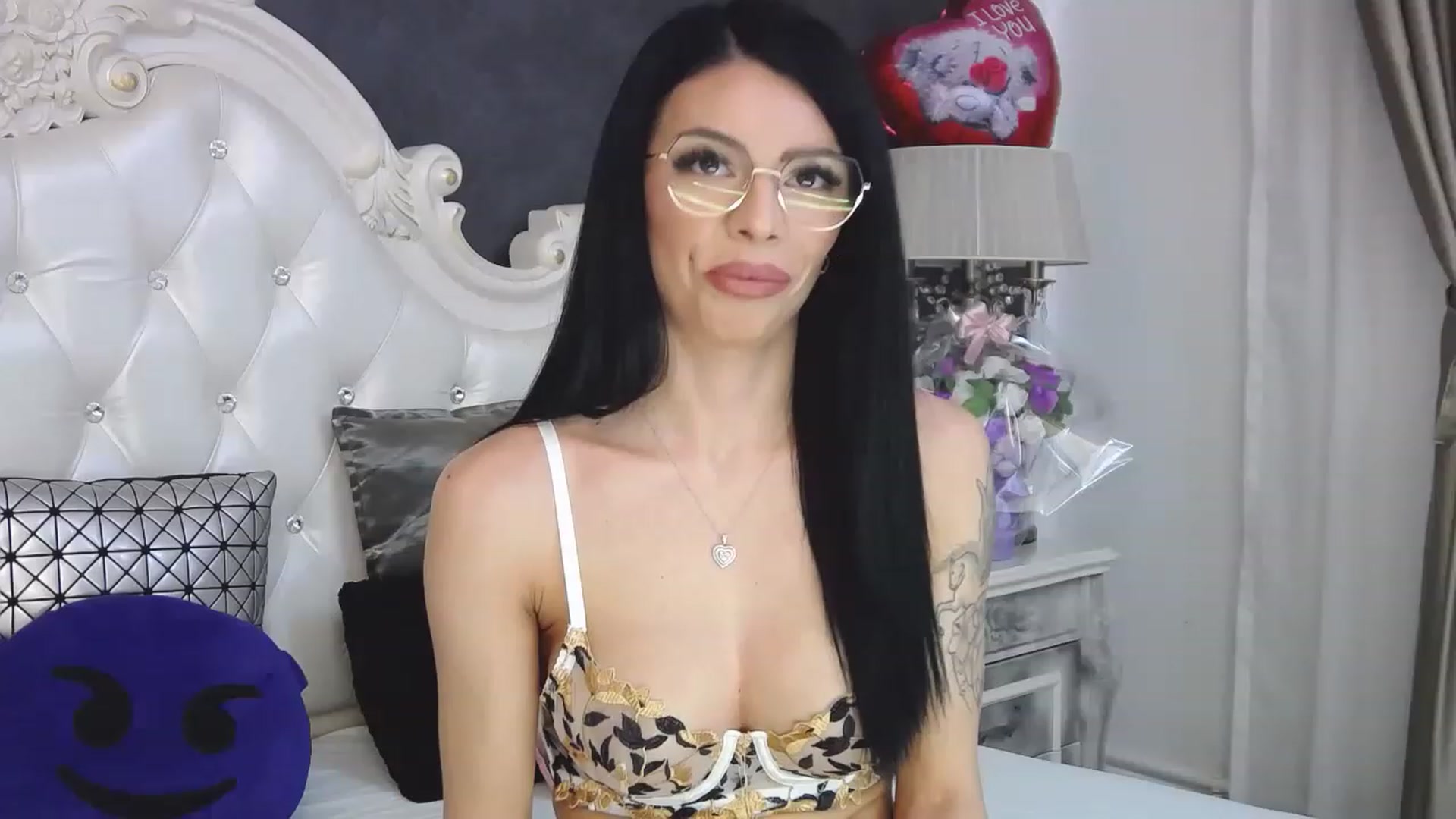 Gallery image thumbnail from Tesa000's myfreecams stream on, 03/20/2023, 12:35 image 14 of 20