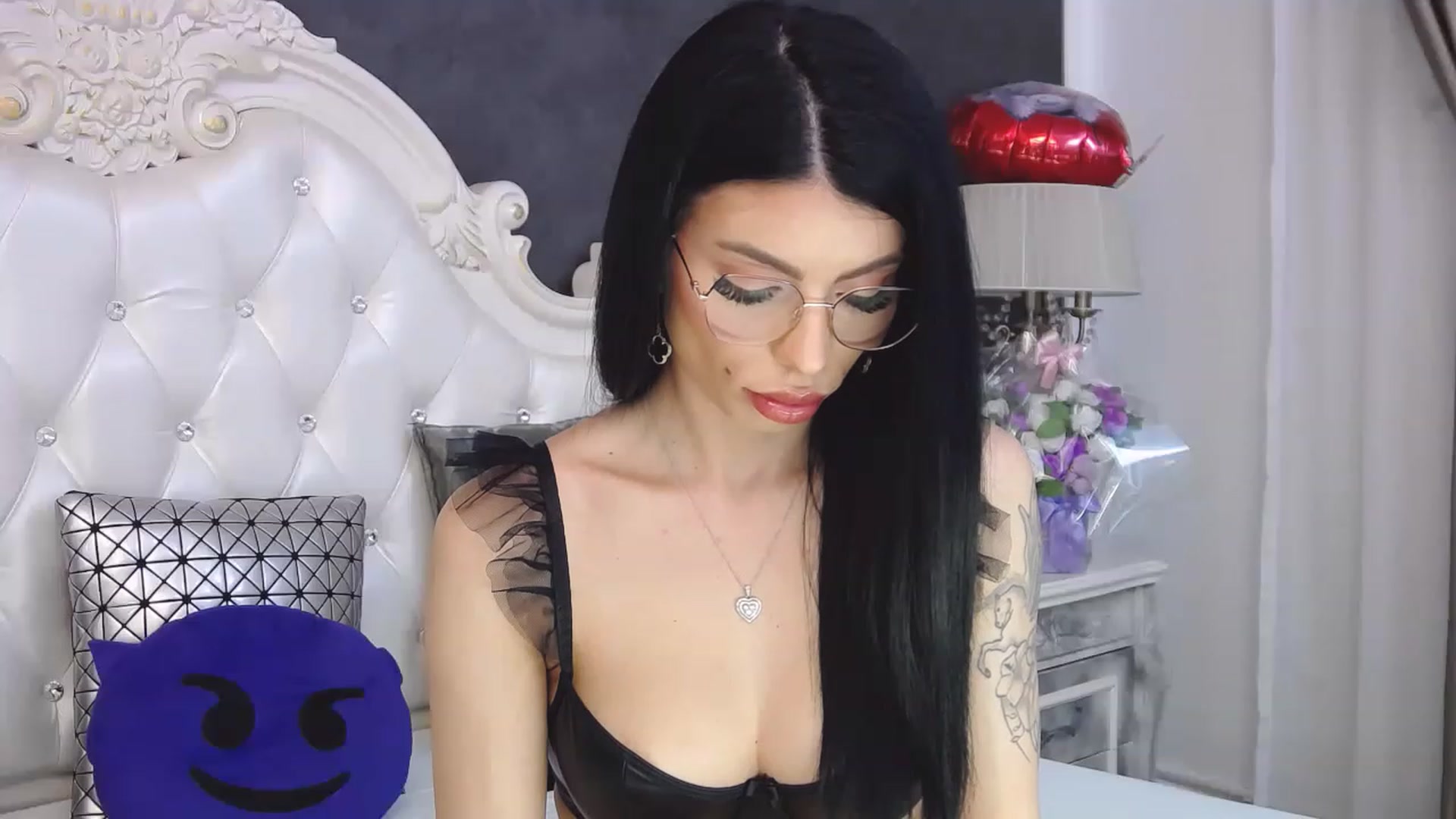 Gallery image thumbnail from Tesa000's myfreecams stream on, 03/26/2023, 08:23 image 14 of 20