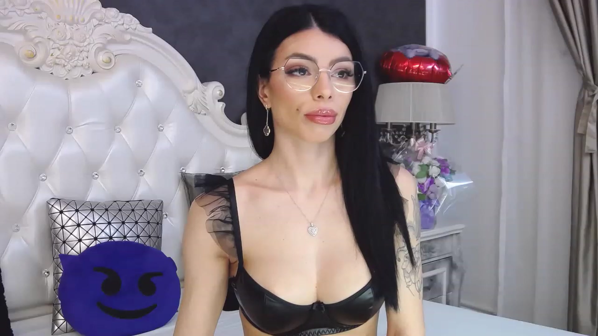 Gallery image thumbnail from Tesa000's myfreecams stream on, 03/26/2023, 08:23 image 5 of 20