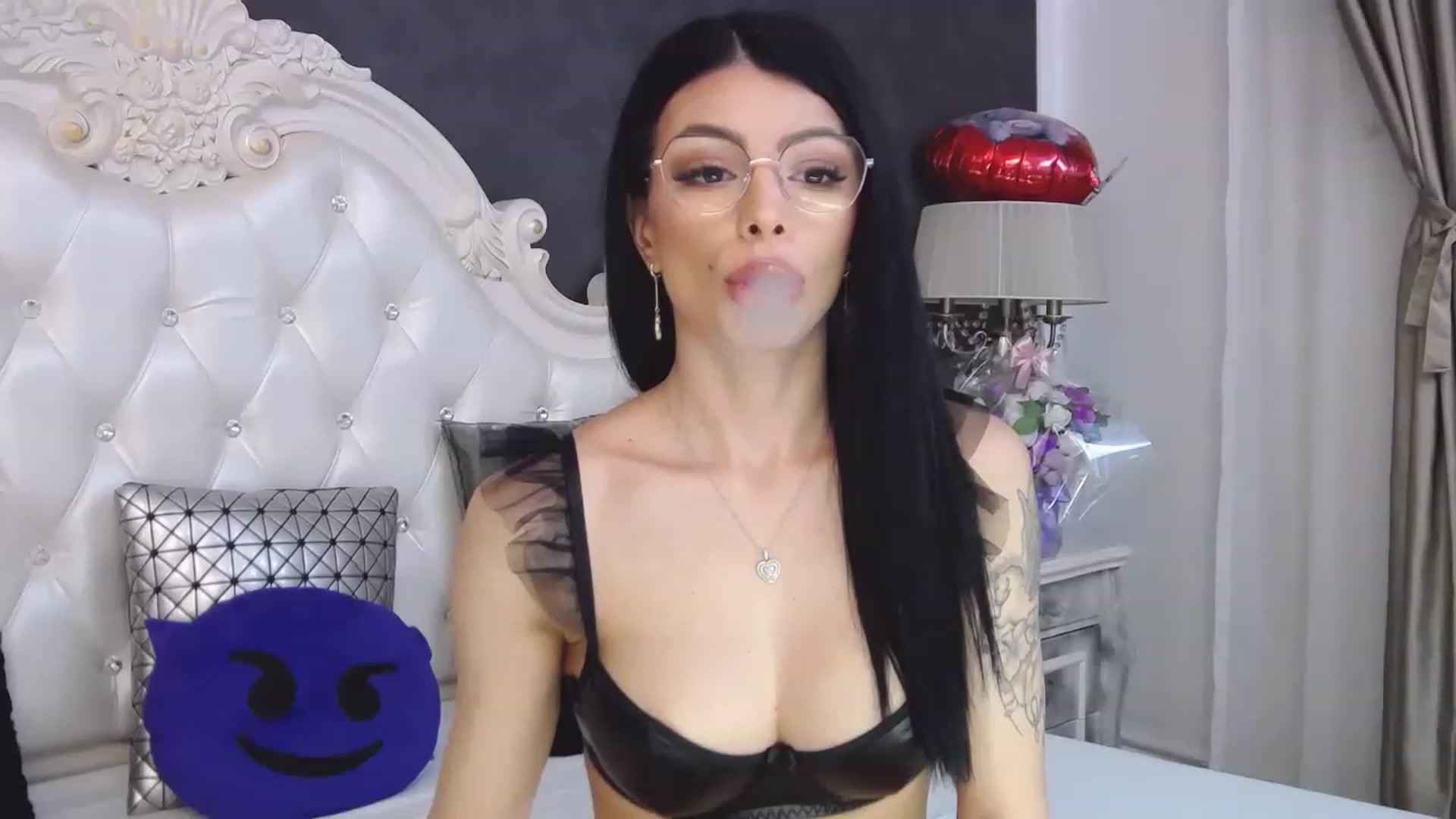 Gallery image thumbnail from Tesa000's myfreecams stream on, 03/26/2023, 08:23 image 6 of 20
